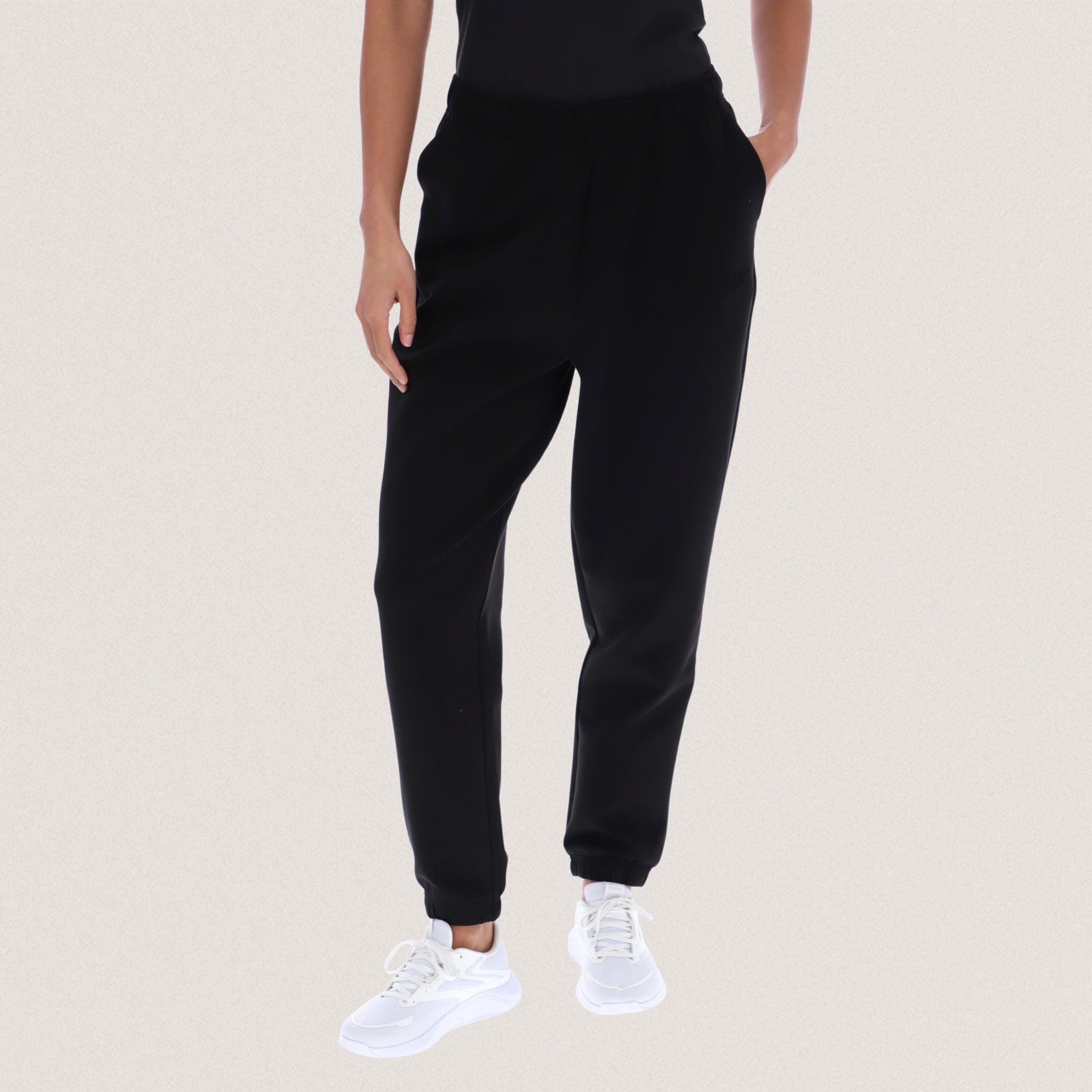 HOLLY: Studio Joggers