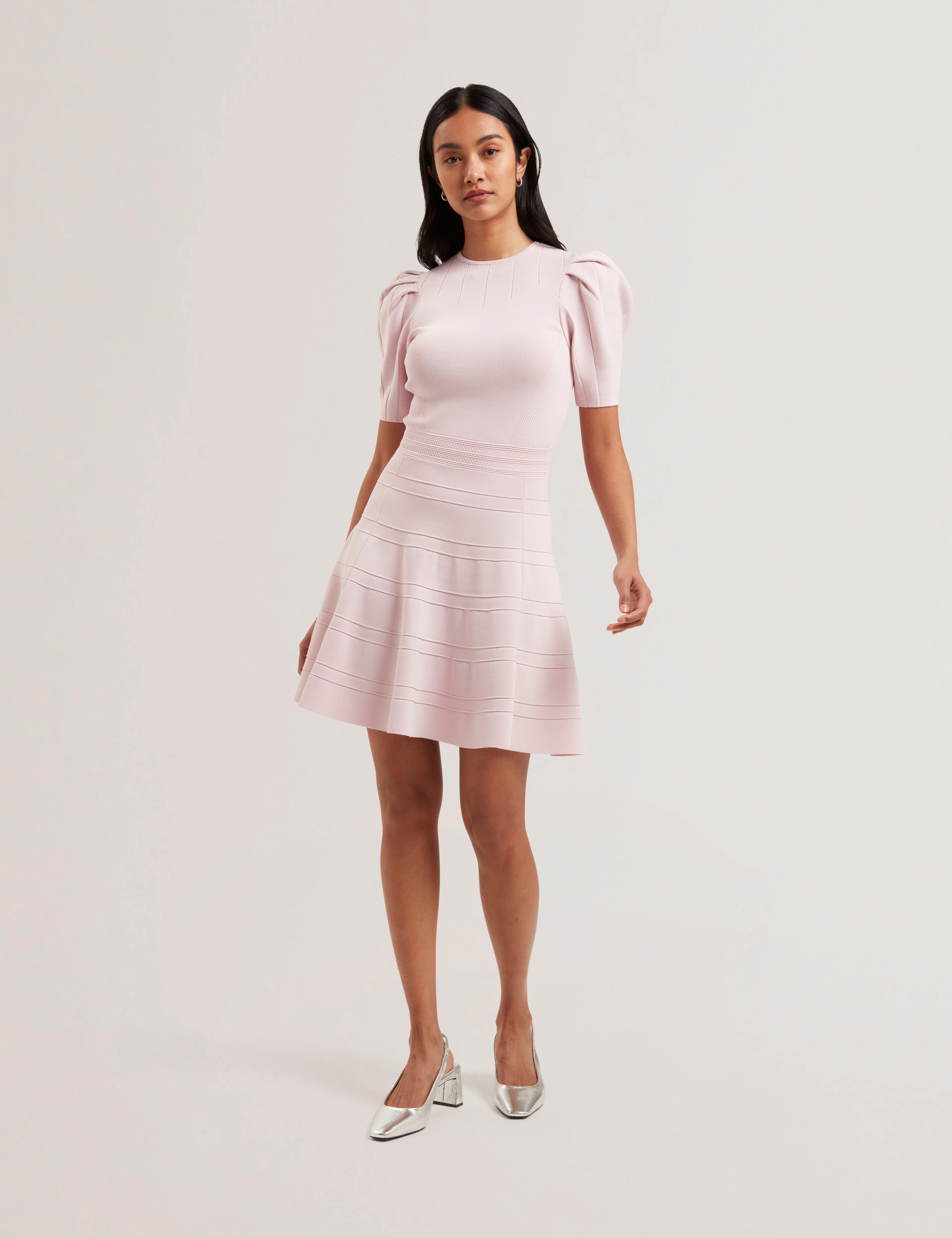 Women's VELVEY-Puff Sleeve Dress