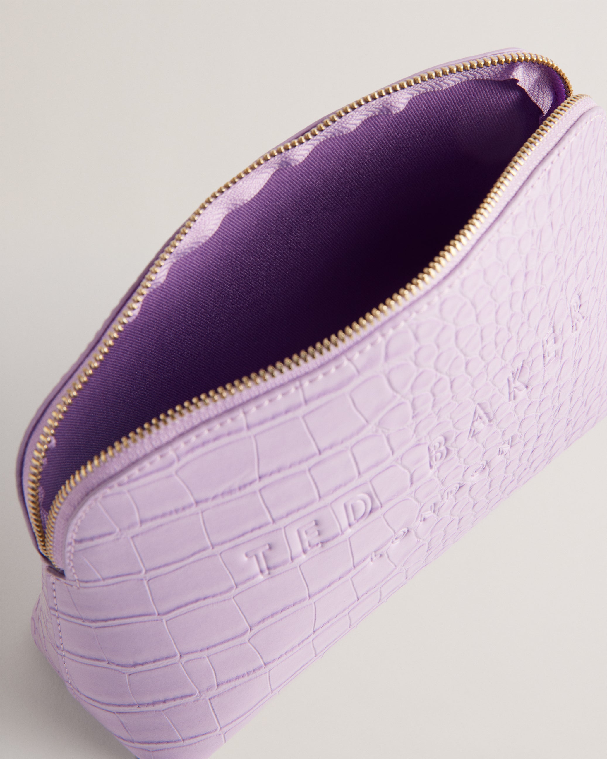 Women's Crocala-Imitation Croc Makeup Bag Lilac