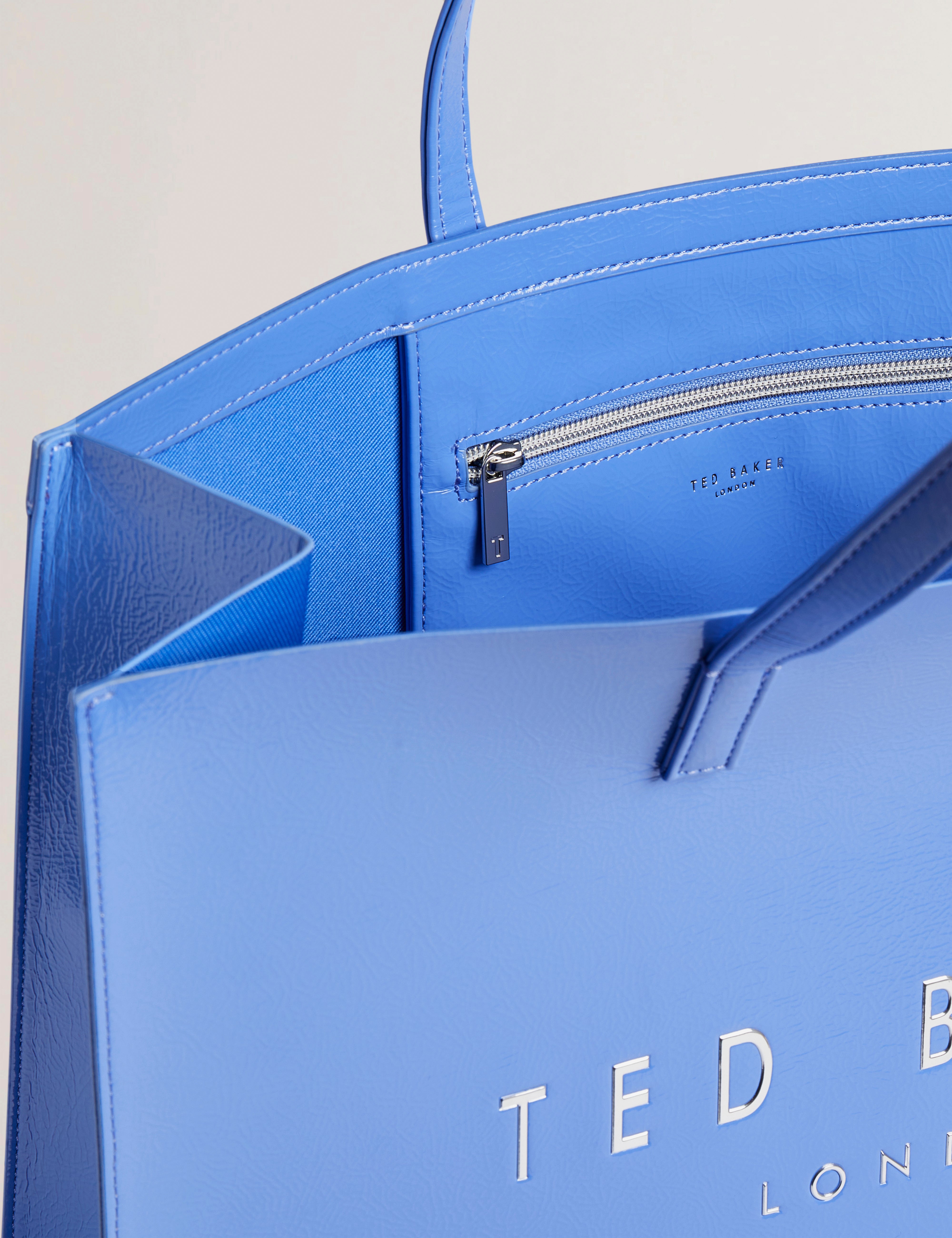 Women's CRIKON-Crinkle Extra Large Icon Bag