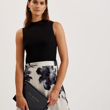 Women's CRINKIE-Crinkle Icon Pouch Dk-Blue