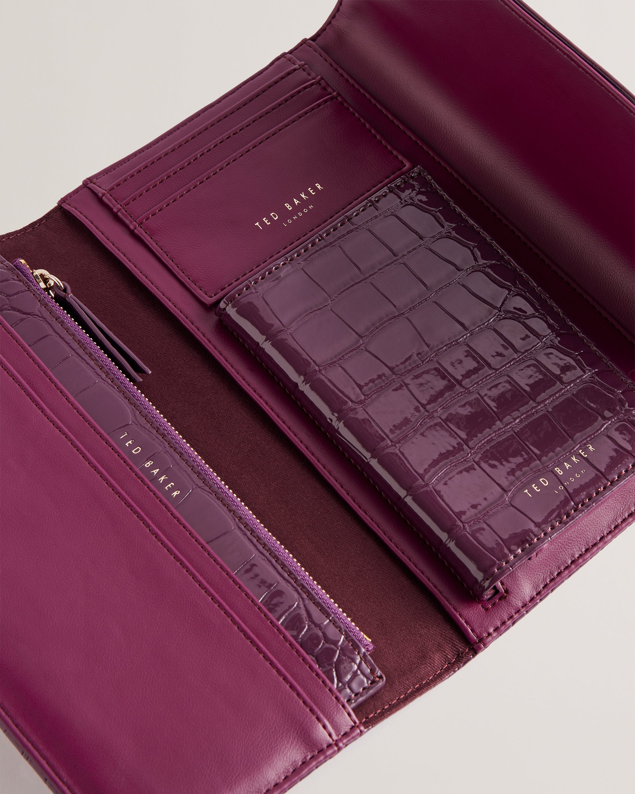 Women's Abbiiss-Croc Effect Travel Wallet Maroon