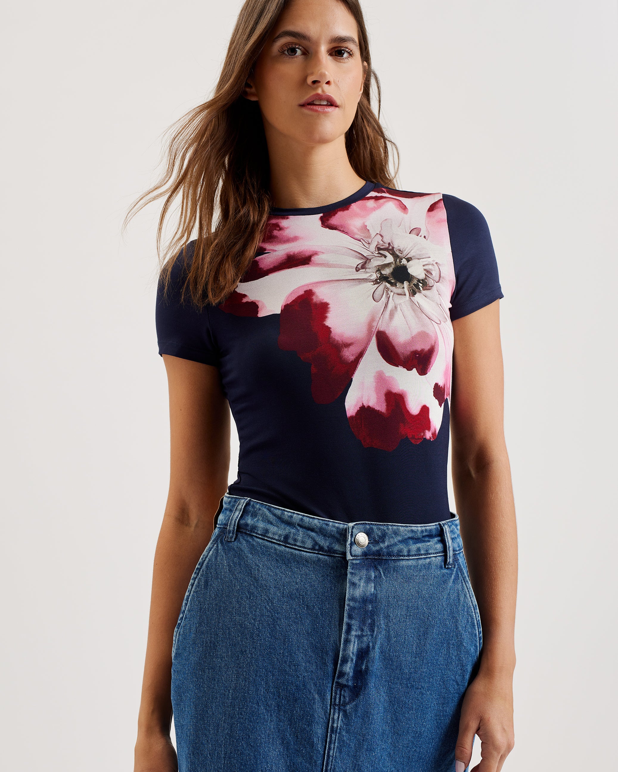 Women's Louannn-Printed Short Sleeve Fitted Tee Navy