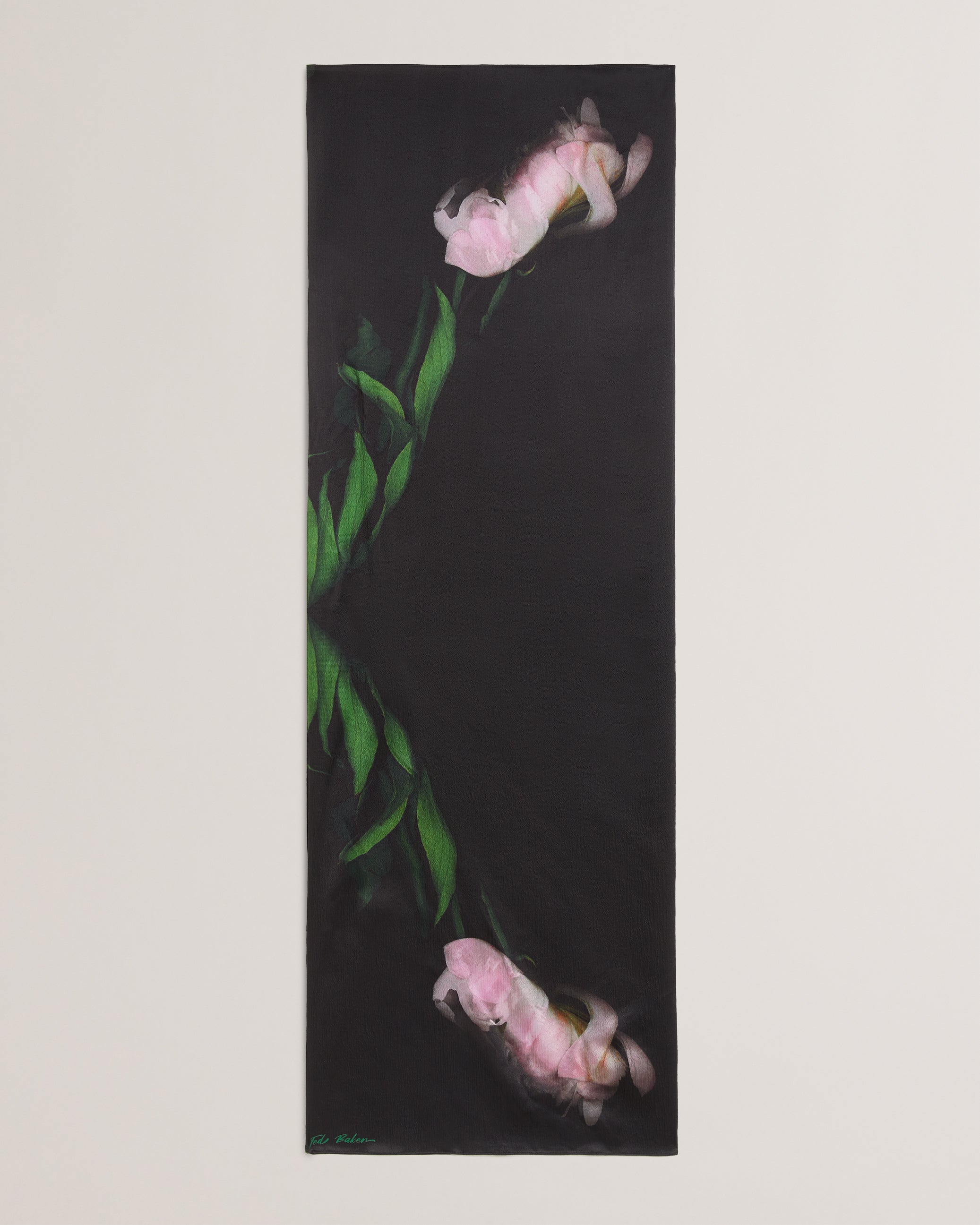 Women's Cresiii-Silk Printed Cape Black