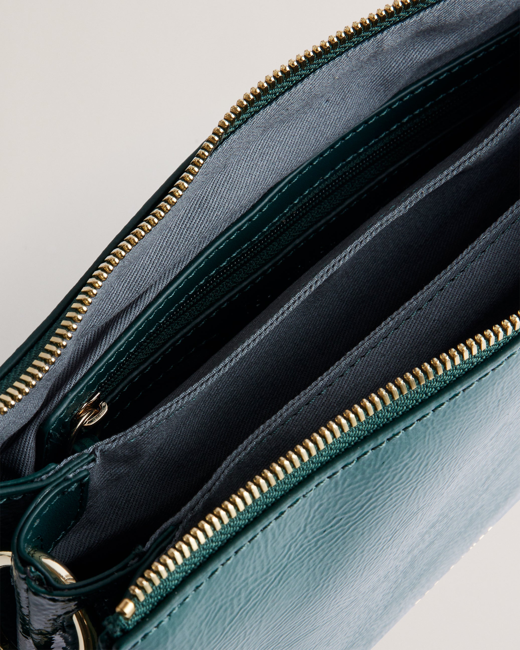 Women's Dawcey-Webbing Leather Crinkle Crossbody Mid-Green