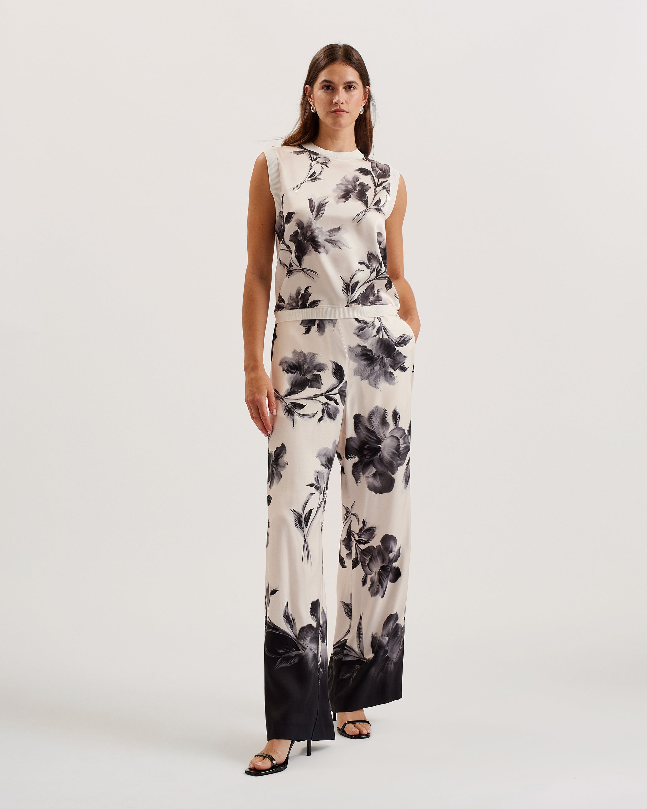 Women's Awyna-Printed High Waisted Wide Leg Trouser Black