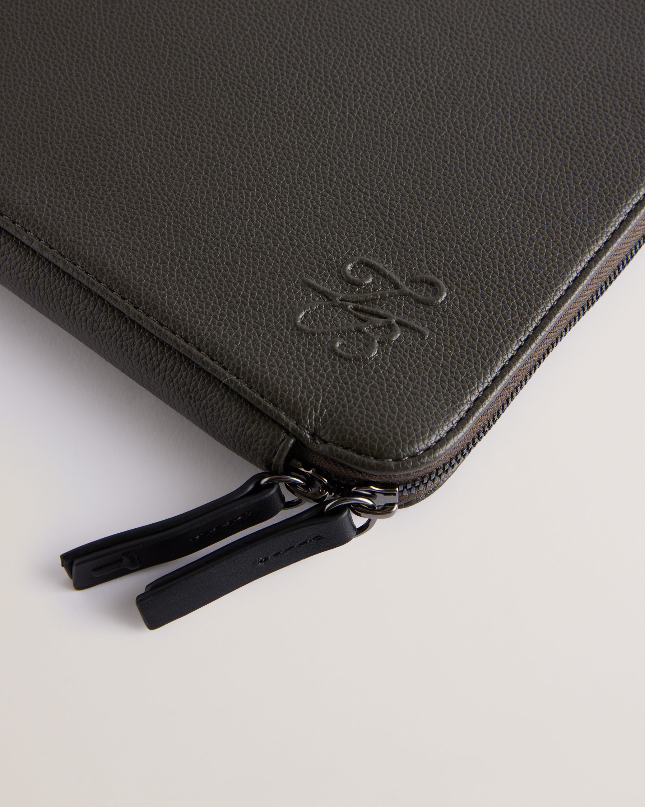 Men's Taivi-Pu Tb Script 13 Inch Laptop Case Khaki