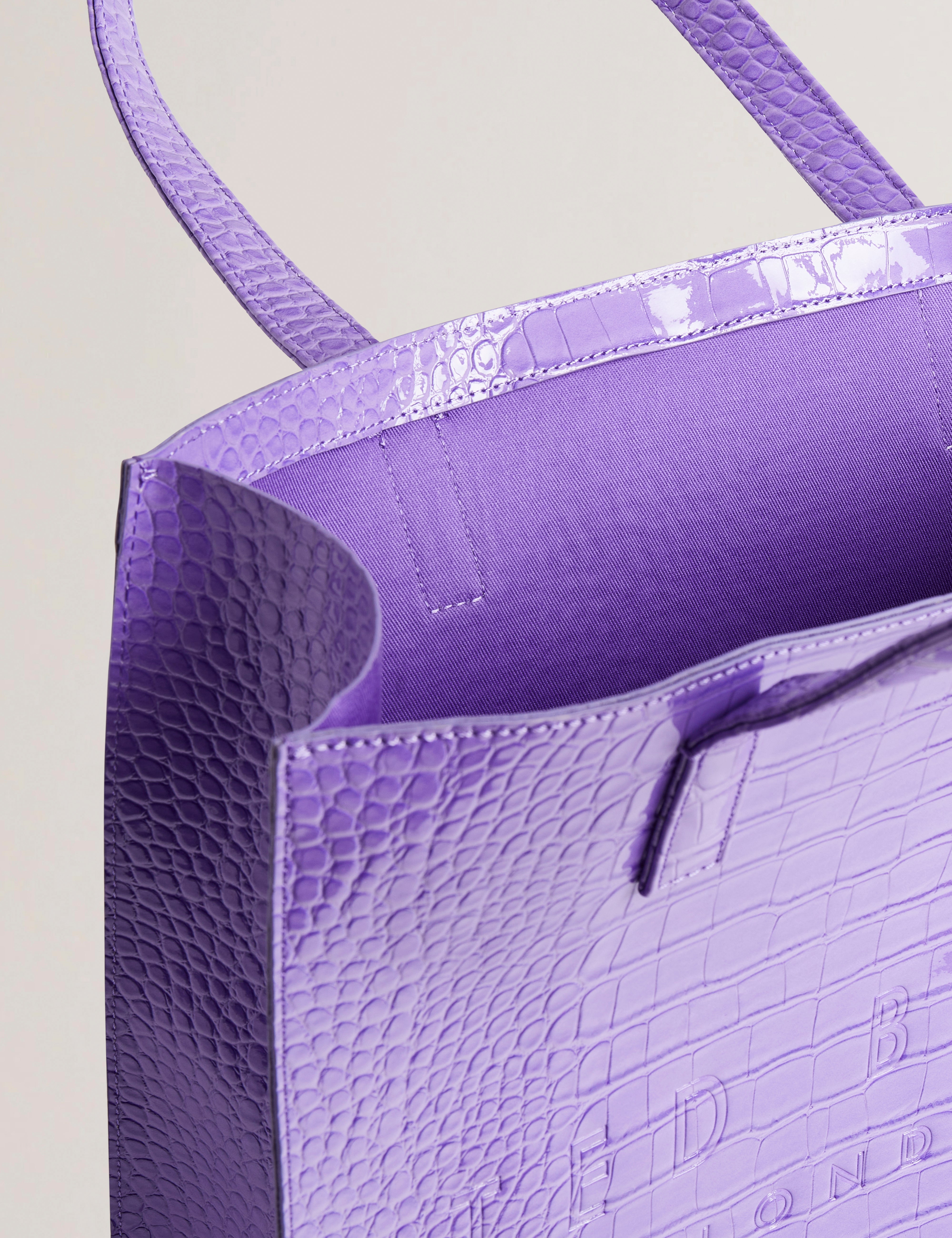 Women's CROCCON-Croc Effect Large Icon Bag