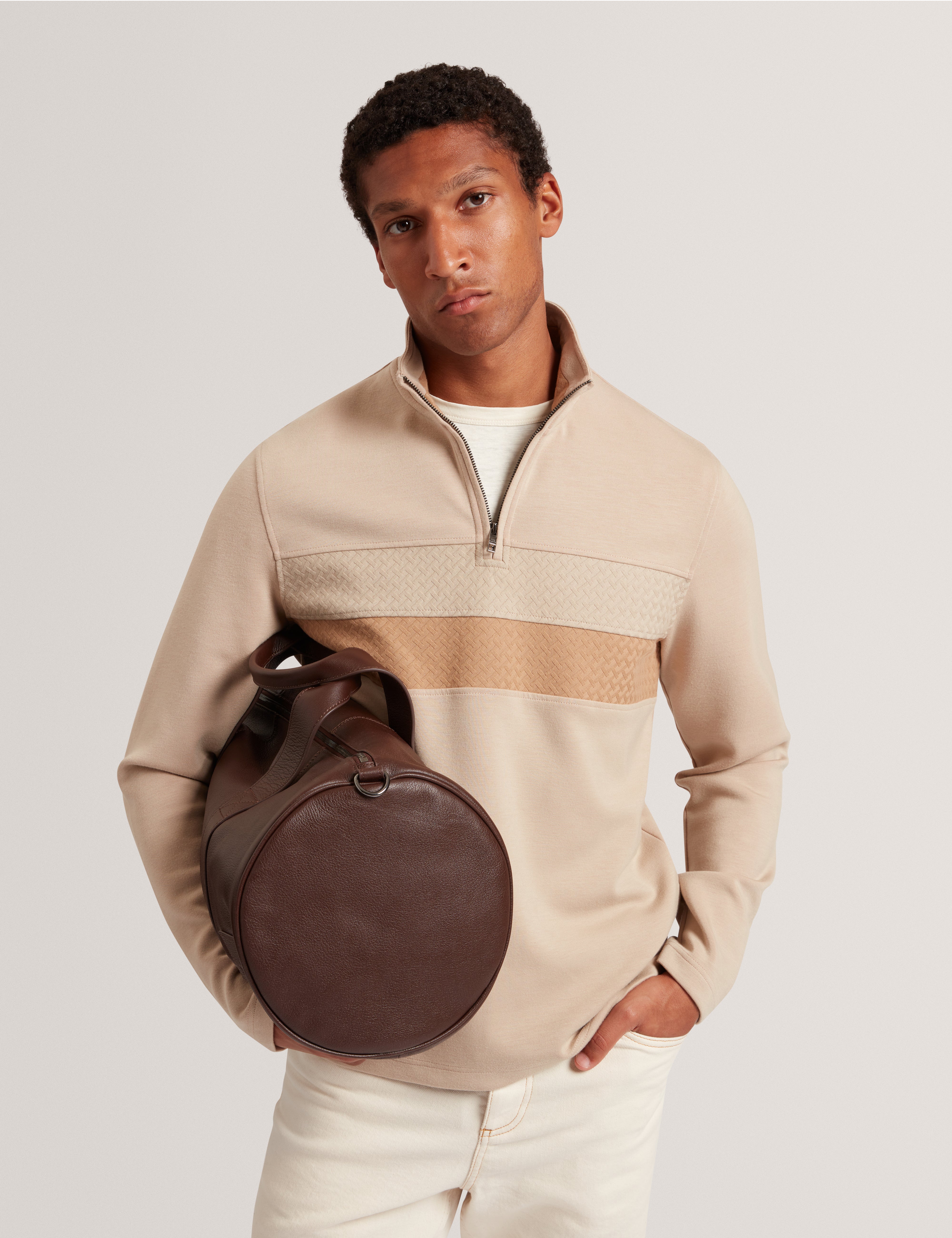 VIKTORO: T Stitch Contrast Panel Half-Zip