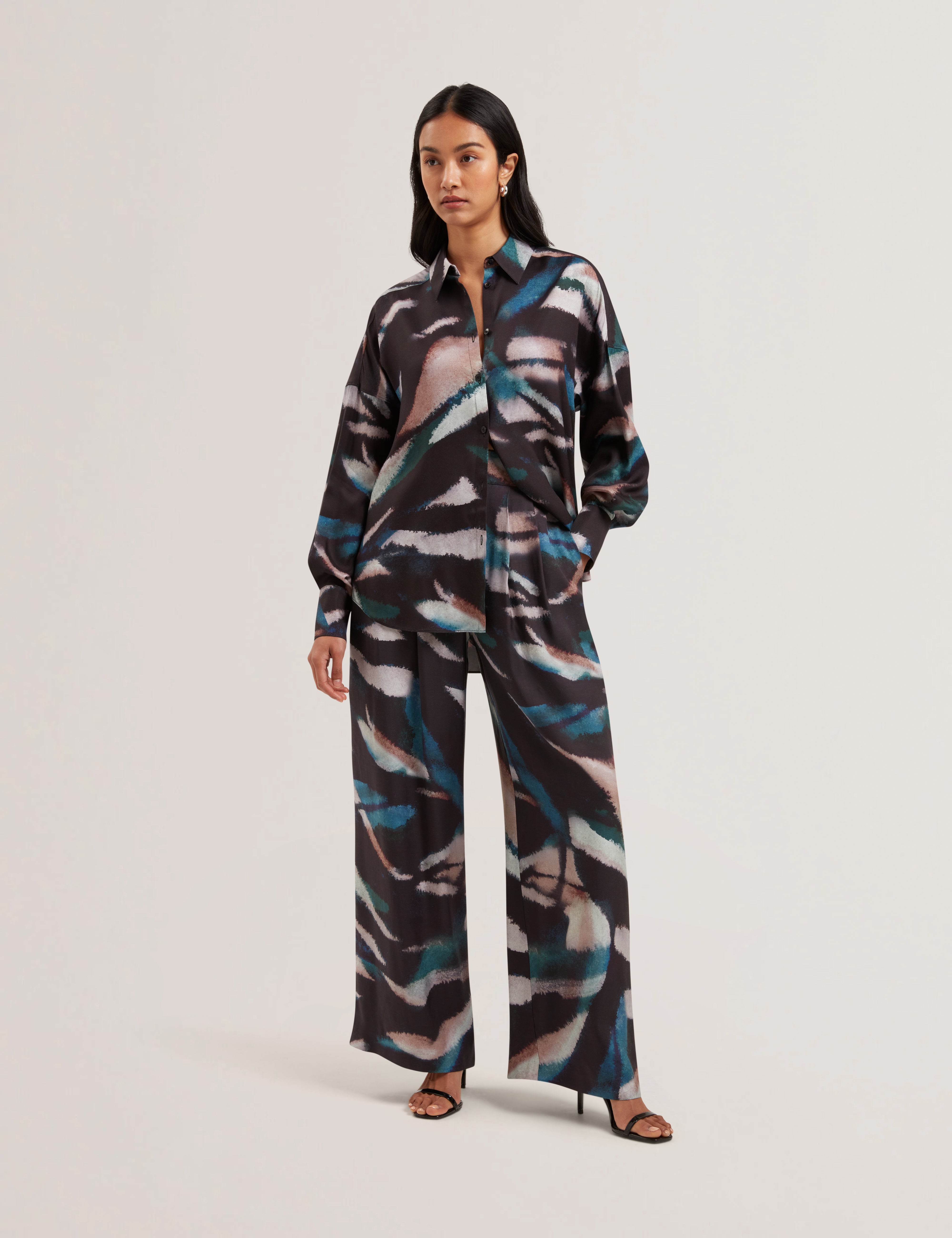 Women's TROPIZA-Printed Oversized Boyfriend