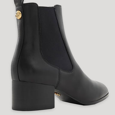 Women's Pippaaa-Chelsea Pull-On Boot Black