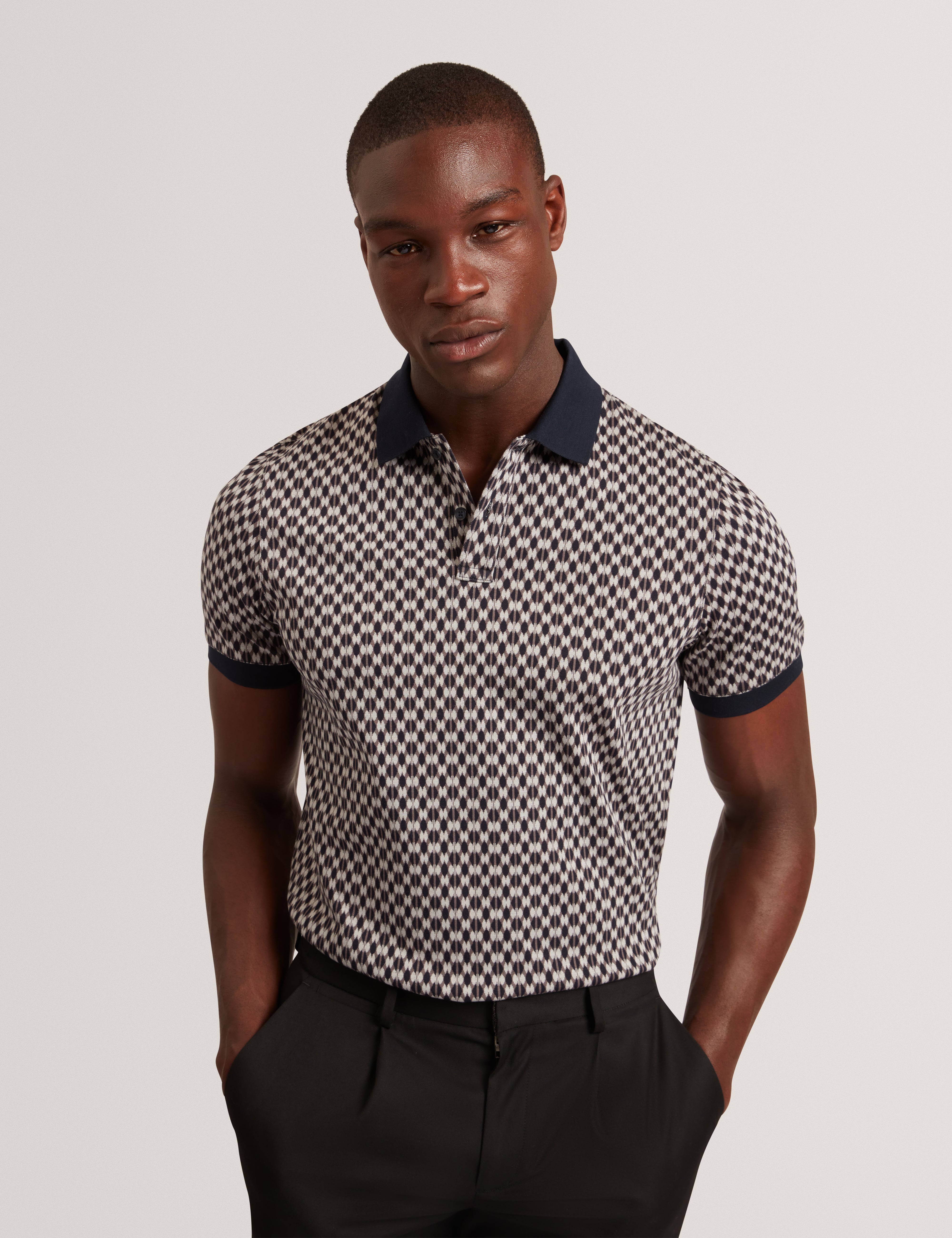ERNIST: SS Geo Jacquard Polo