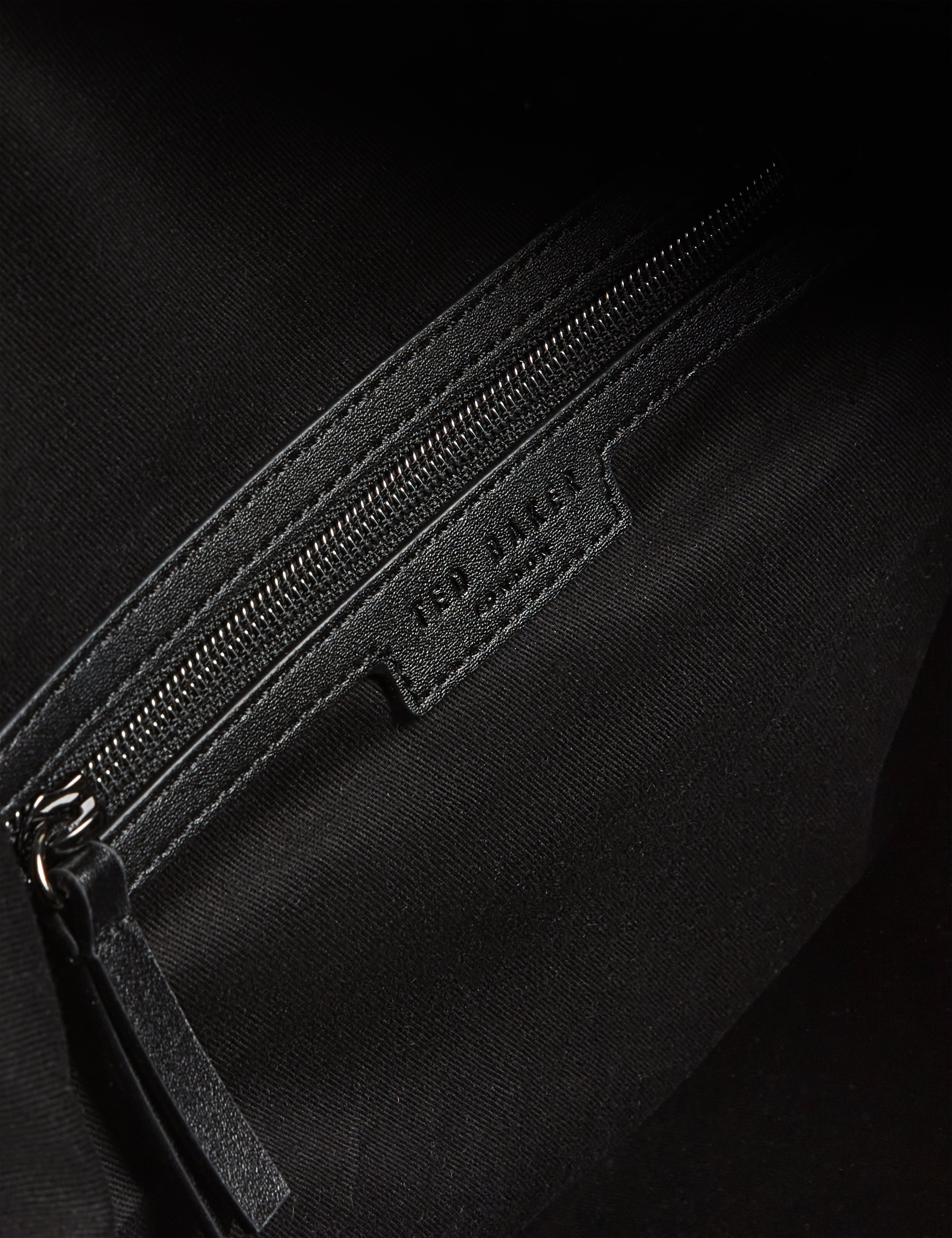 PERSIE: Pebbled Faux Leather Holdall Bag