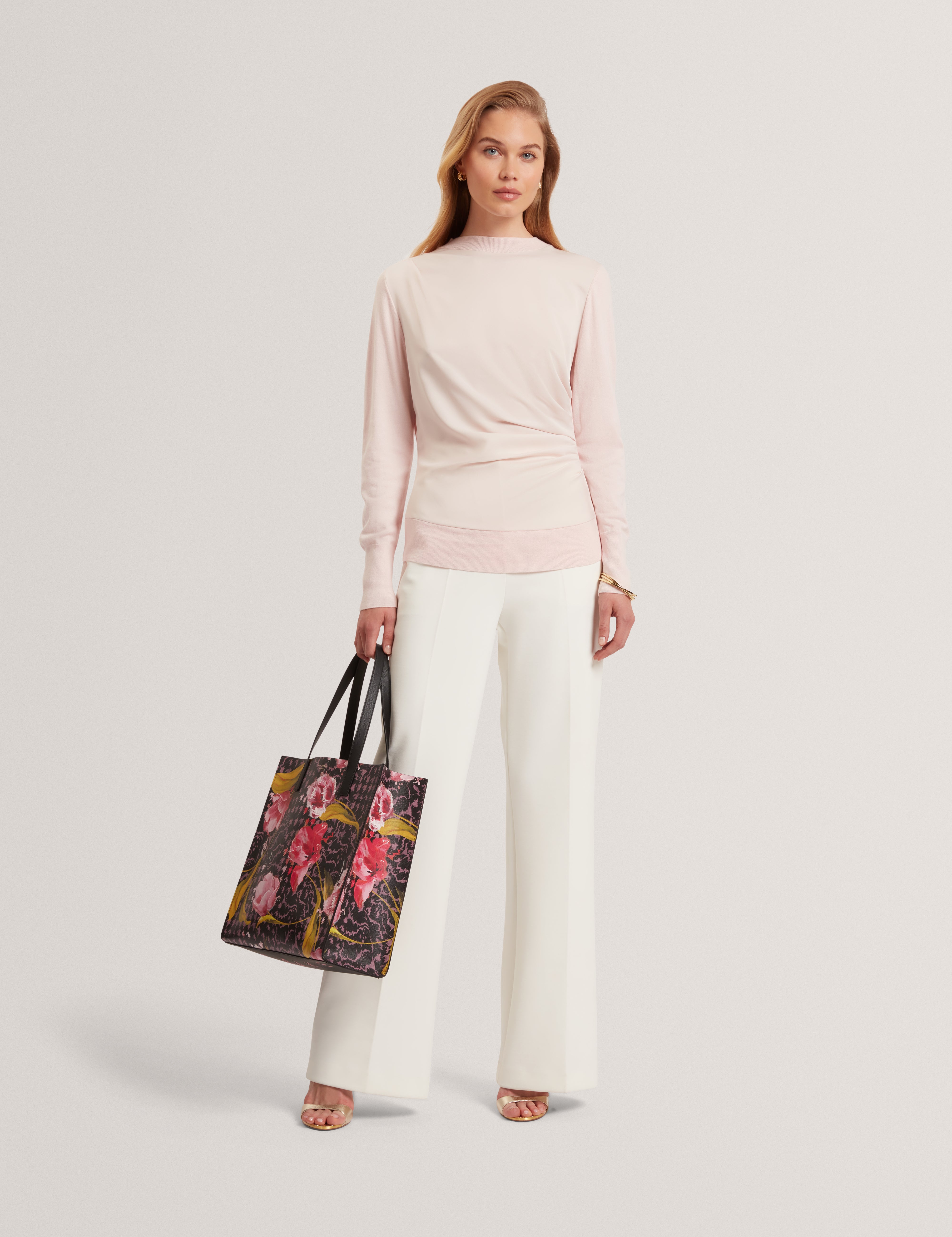 LESLAY: Draped Front Knitted Long Sleeve Top