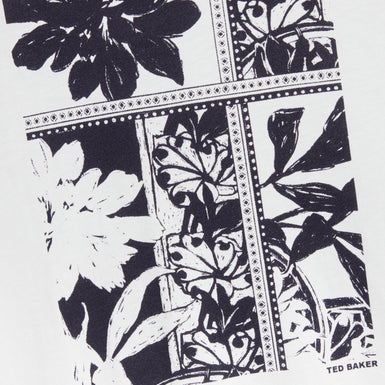 KONEY: SS Floral Box Print T-Shirt