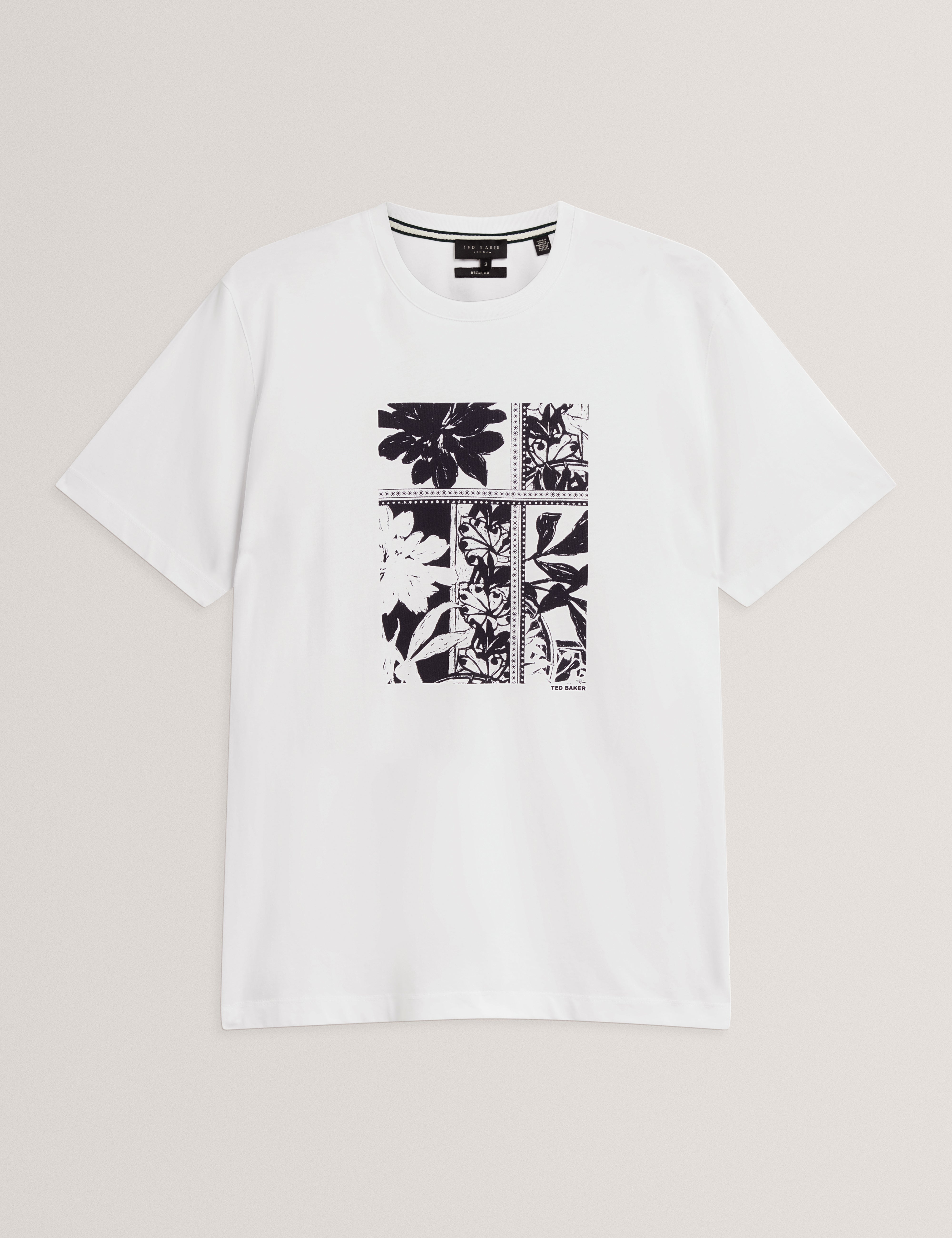 KONEY: SS Floral Box Print T-Shirt