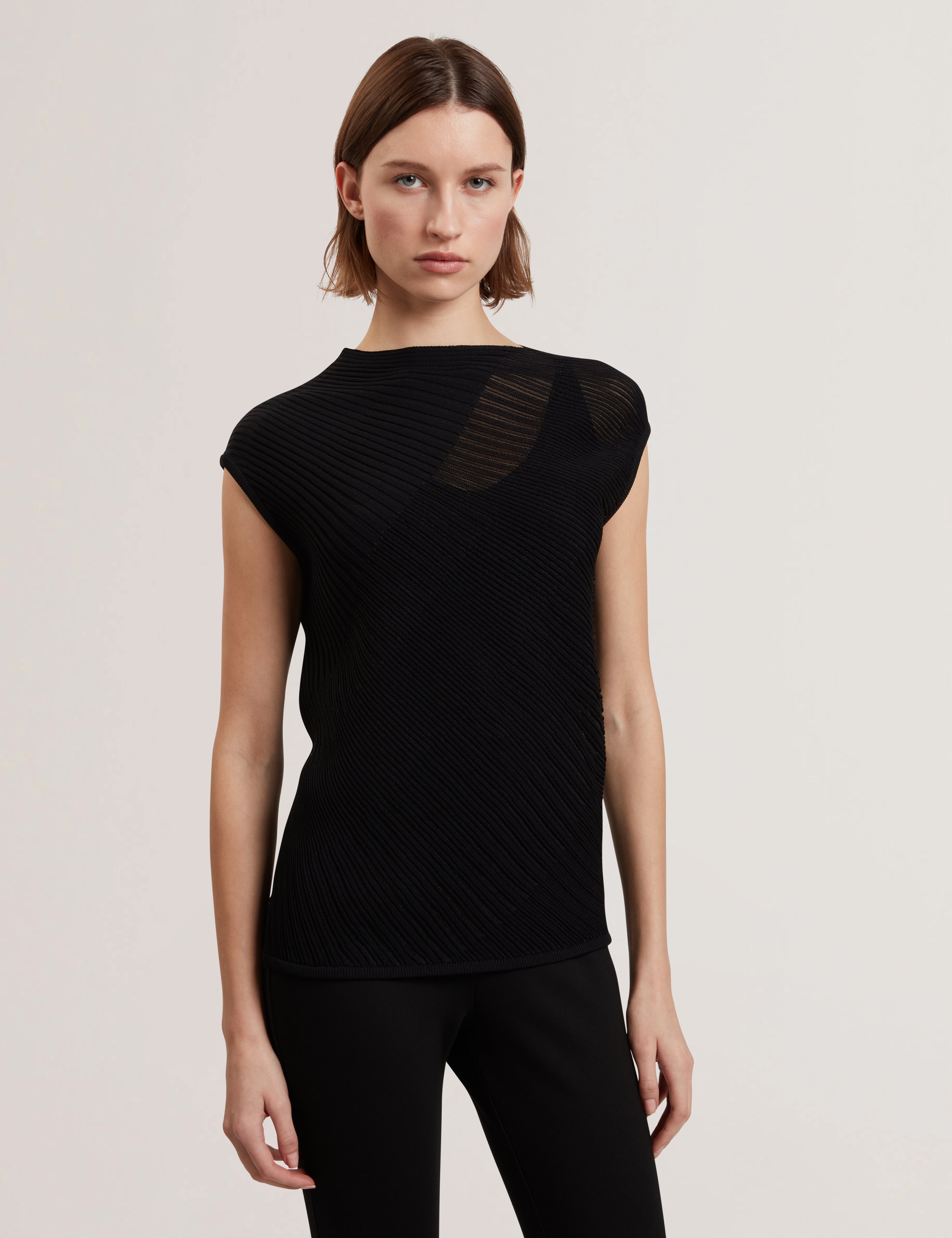 Women's LAYYNII-Invisible Yarn Knit Top Black