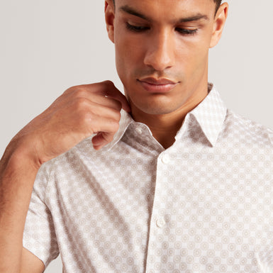 SEFSHO: SS Slim Fit Circle Geo Print Shirt