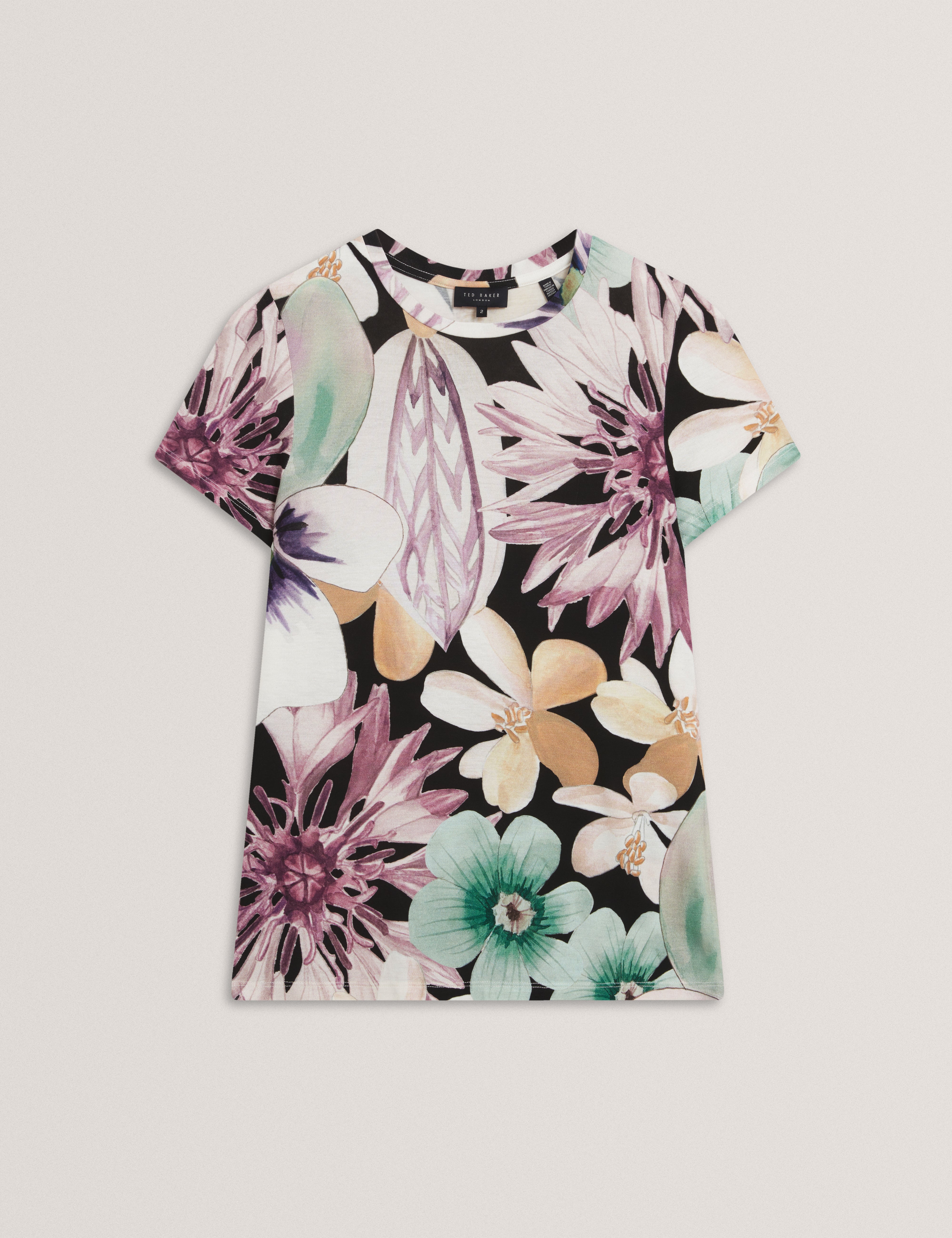 SAALMA: Printed Fitted Tee