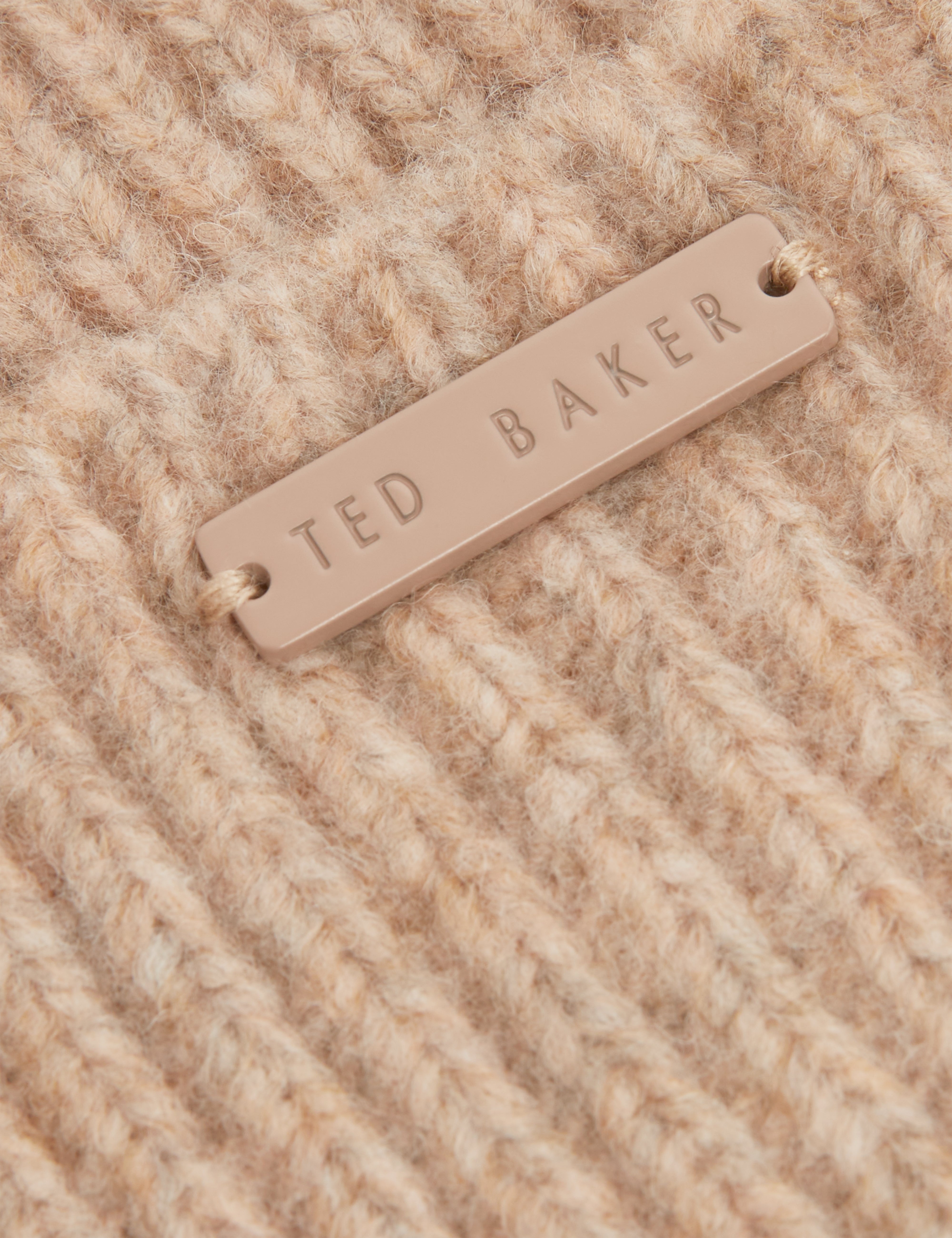 LIDIAAS: Knitted Ribbed Beanie Hat