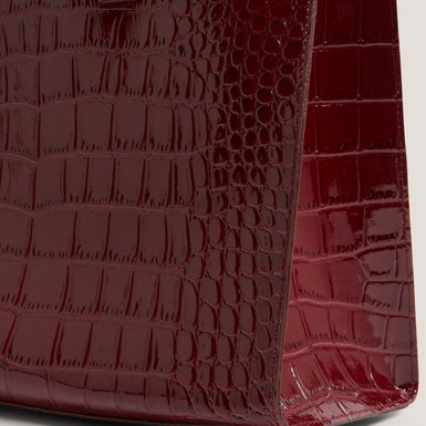 WELONA: Elongated Croc Icon Bag