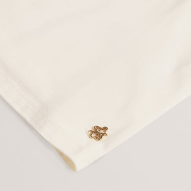 LARNAA: Short Sleeve Fitted Tee