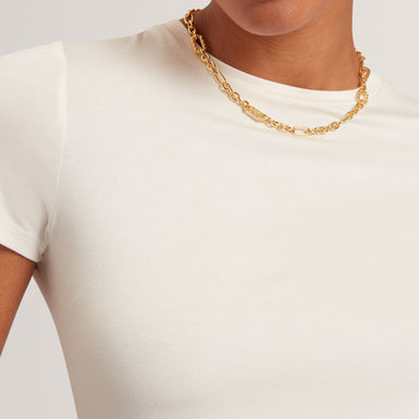 LARNAA: Short Sleeve Fitted Tee