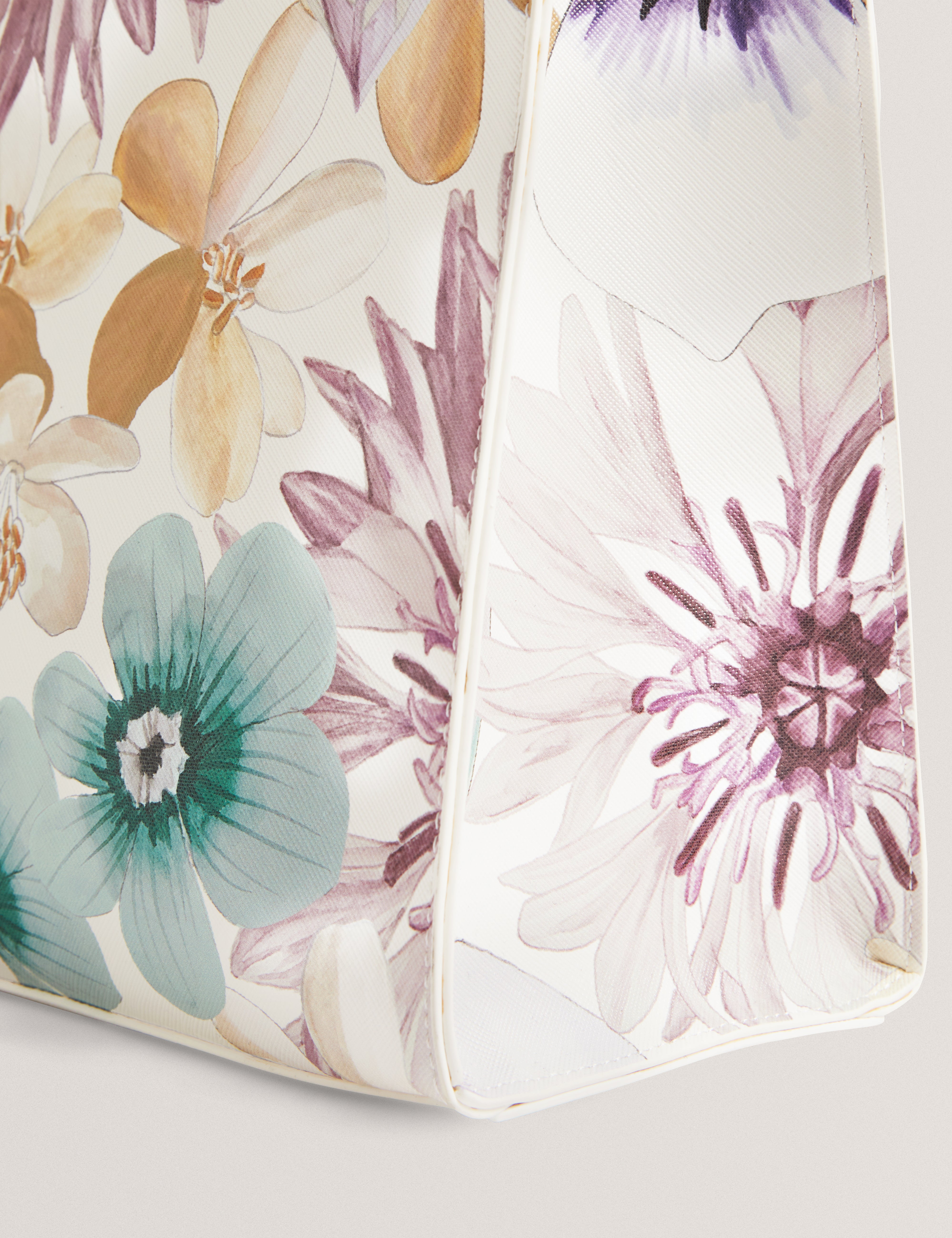 HELISA: Petal Print Small Icon Bag