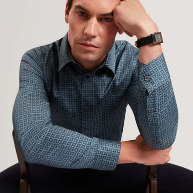 CAYLAXE: Slim Fit Geo Print Shirt