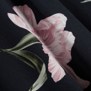 VAIILEY: Printed V Neck Fitted Tee