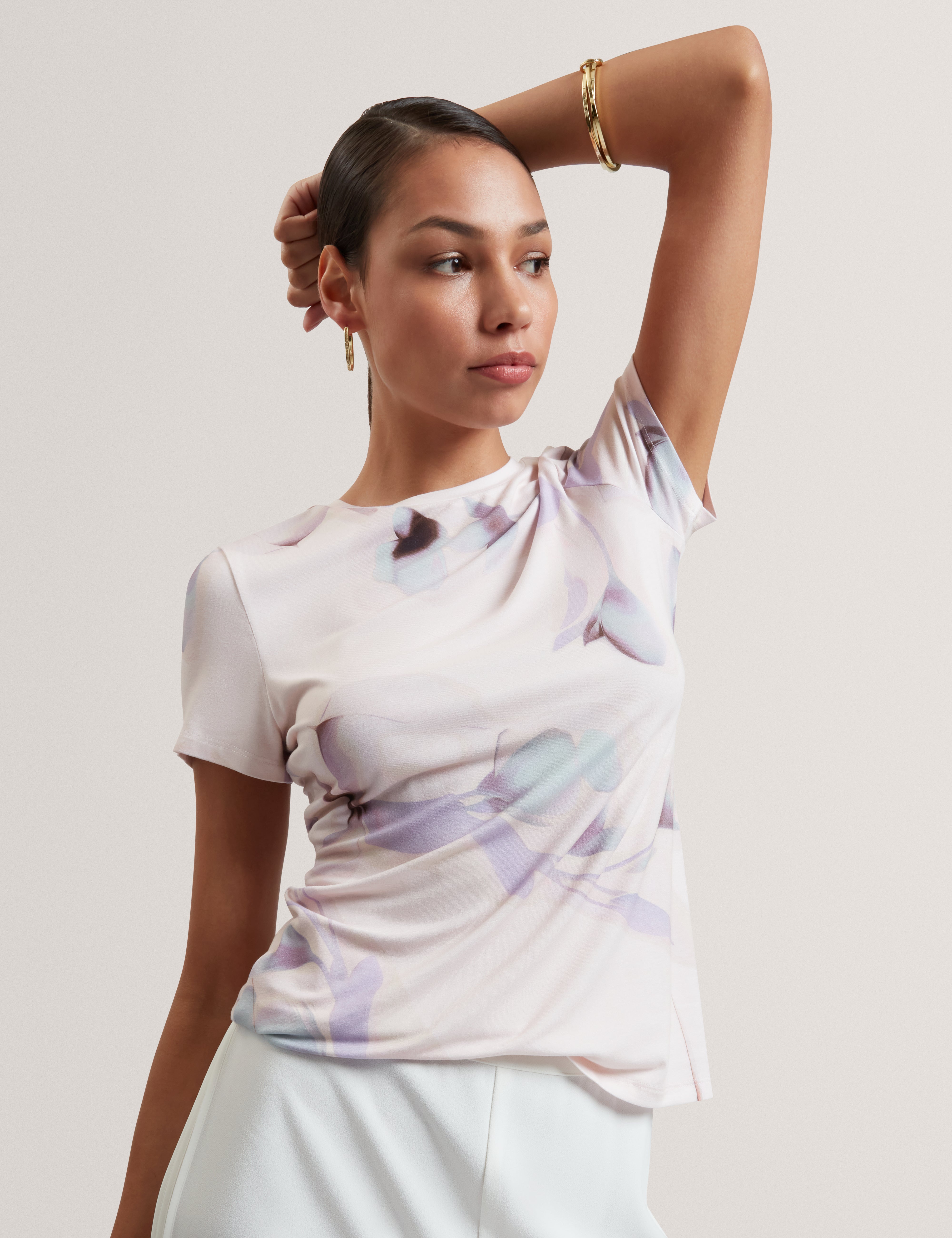 VELLEY: Printed Fitted Tee