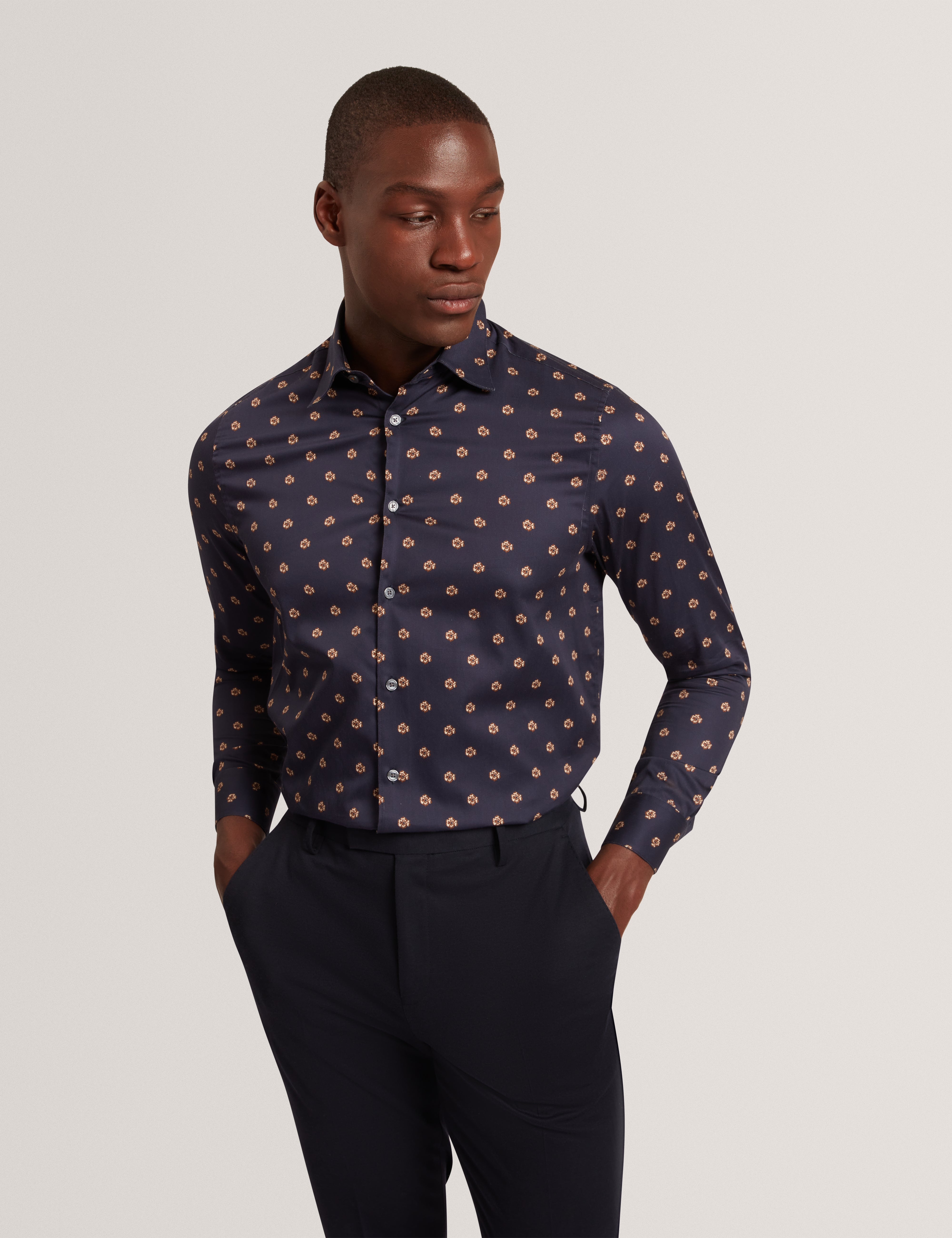 OLUFAR: LS Slim Fit Ditsy Floral Shirt