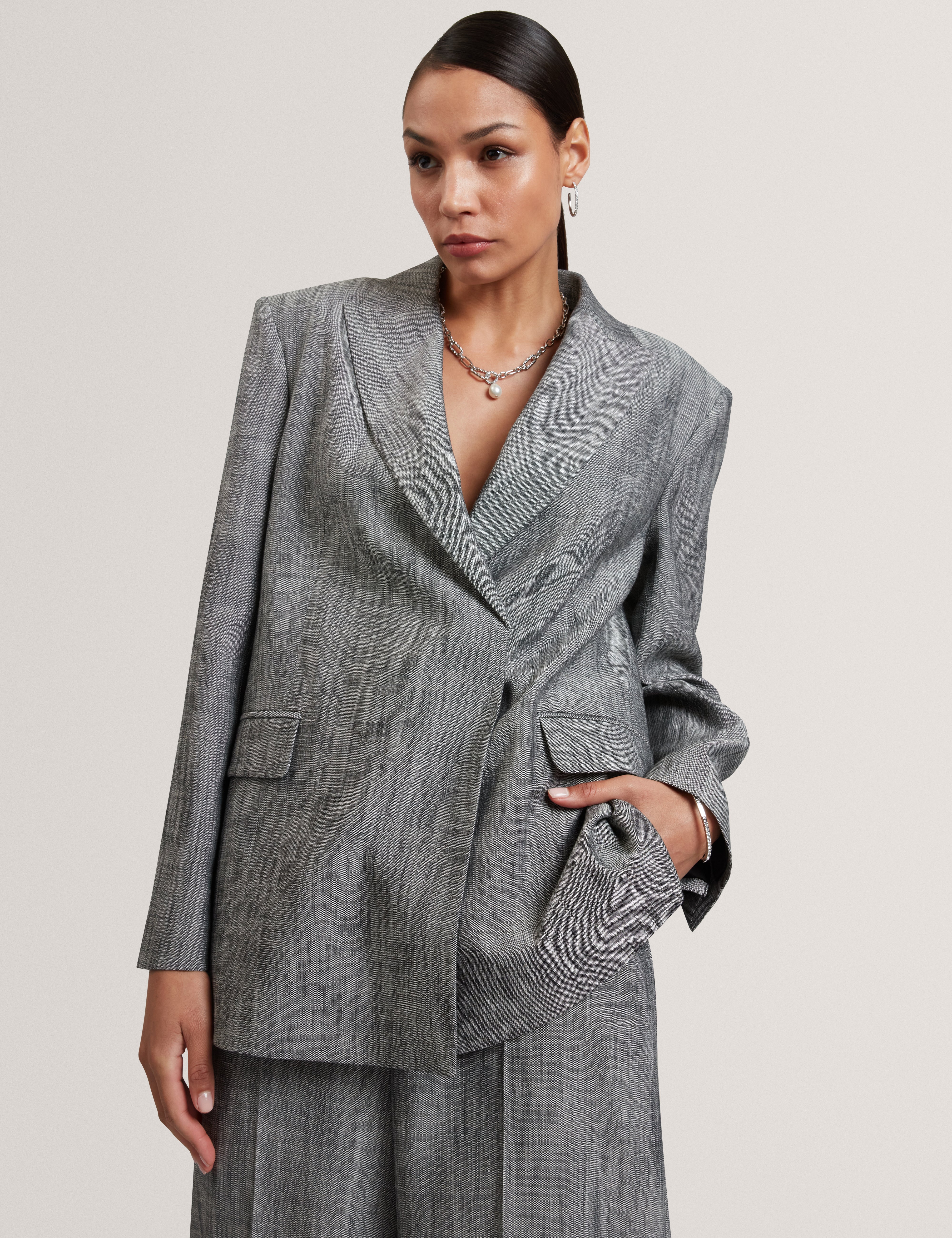 PEYAAN: Relaxed Longline Blazer