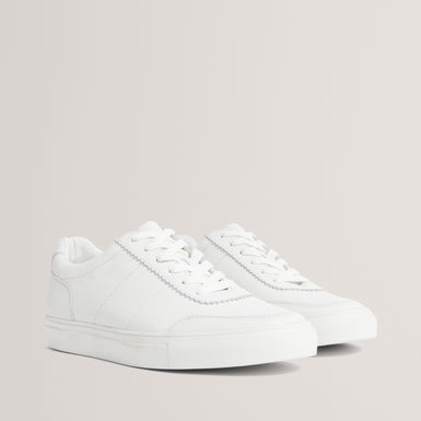 KERISON: Pebbled Leather Trainer