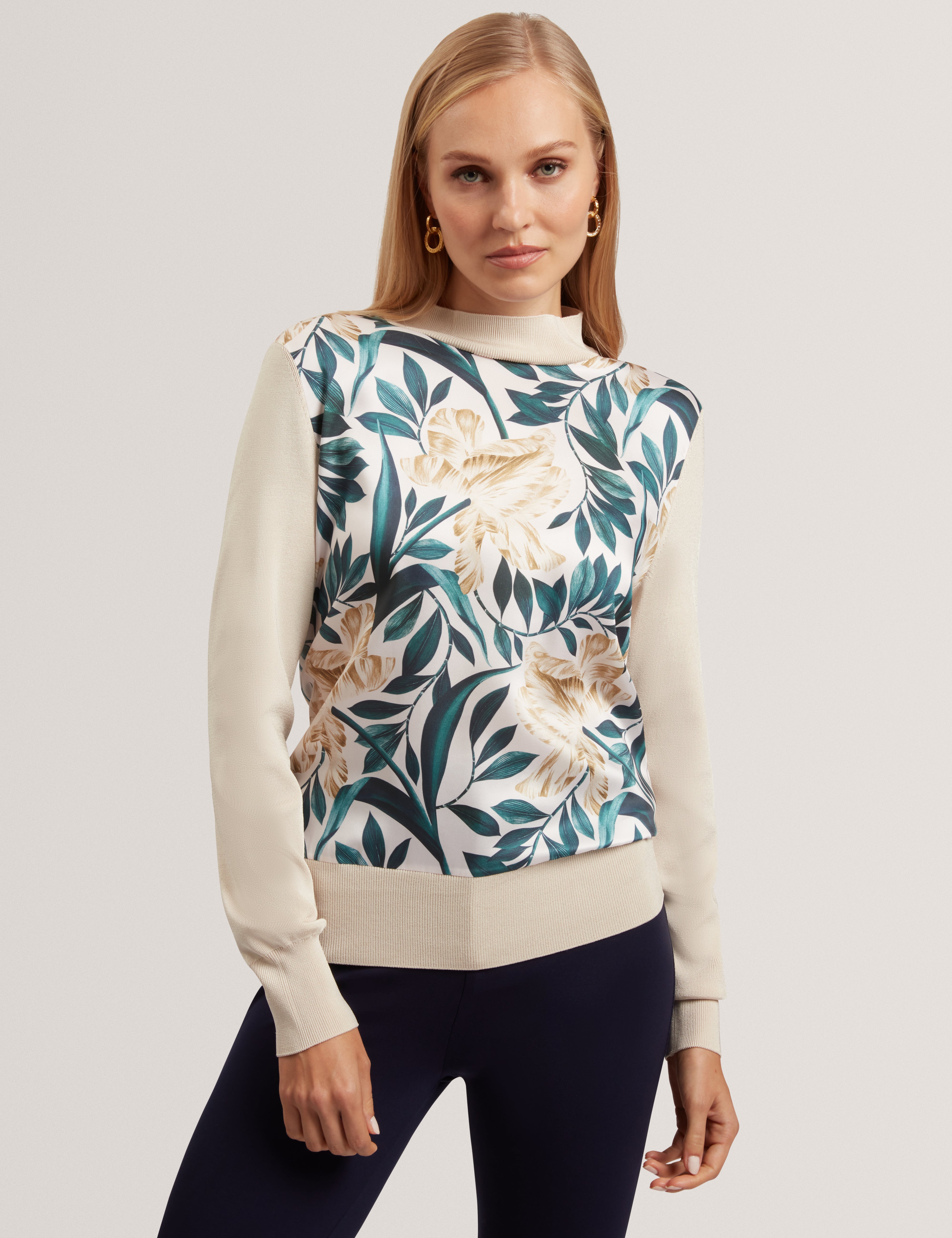 MERRNI: Printed Woven Front Knit Top