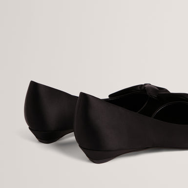 SOUFIYA: Satin Bow Detail Flat