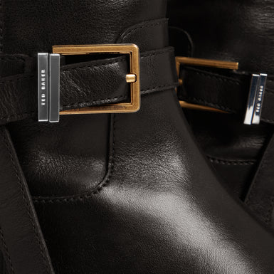 CLORETT: Belt Detail Riding Flat Boot