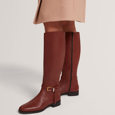 CLORETT: Belt Detail Riding Flat Boot