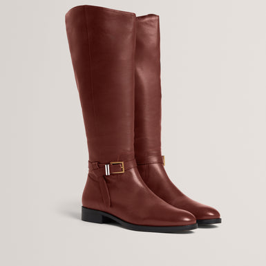 CLORETT: Belt Detail Riding Flat Boot