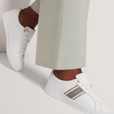 BAILLY: Webbing Detail Trainer