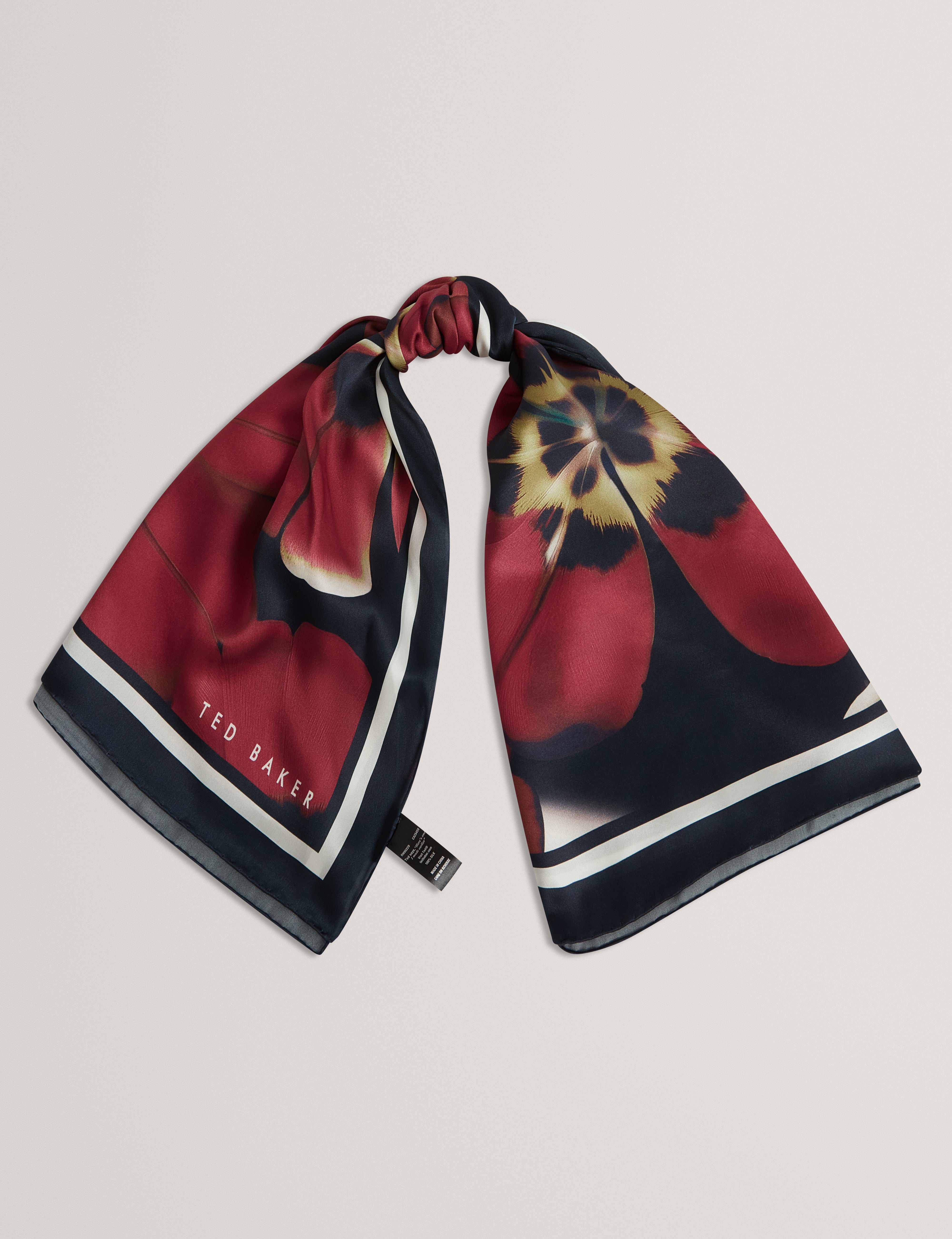 JEEANN: Floral Printed Silk Square Scarf