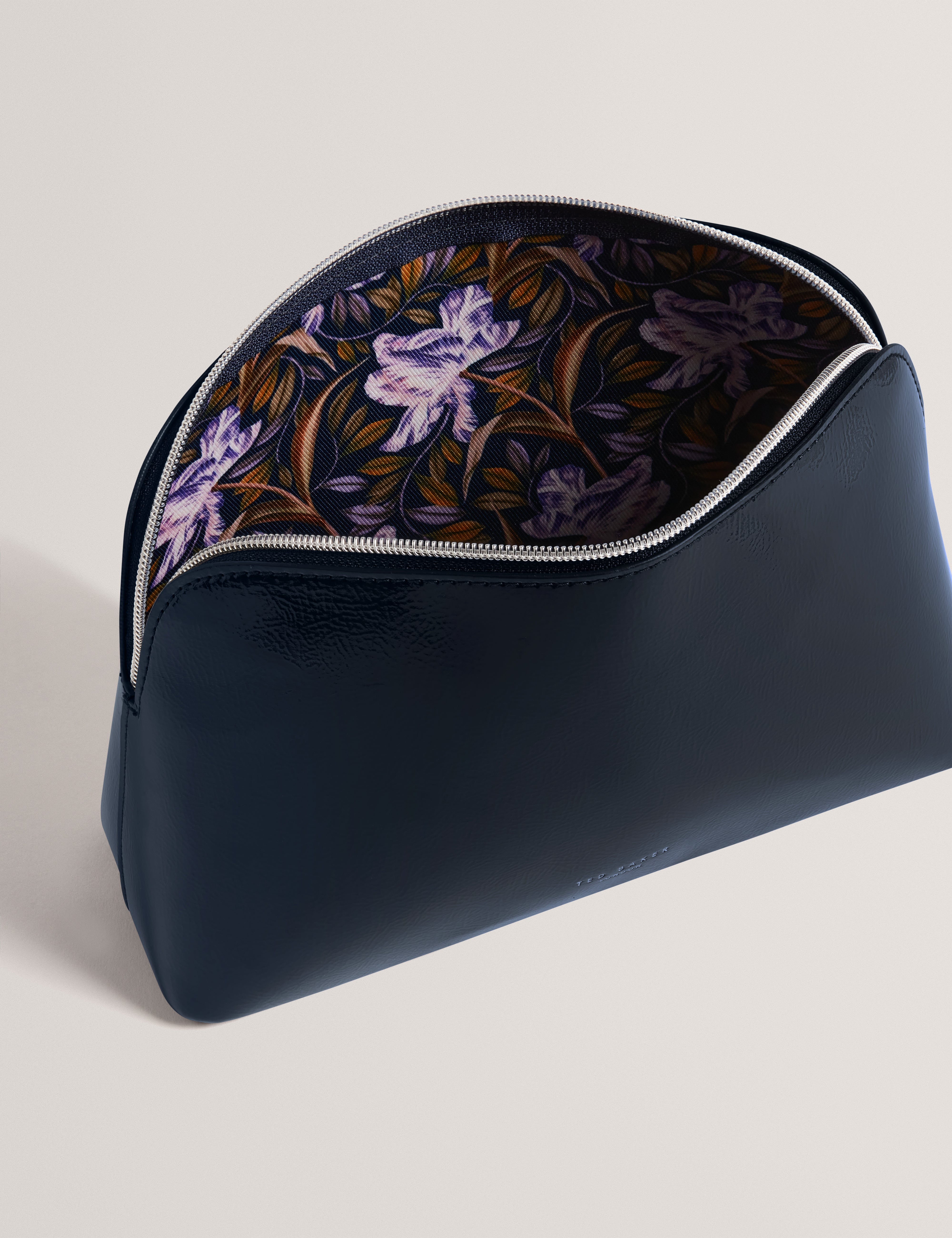 Women's CARRYNA-Crinke Large Washbag