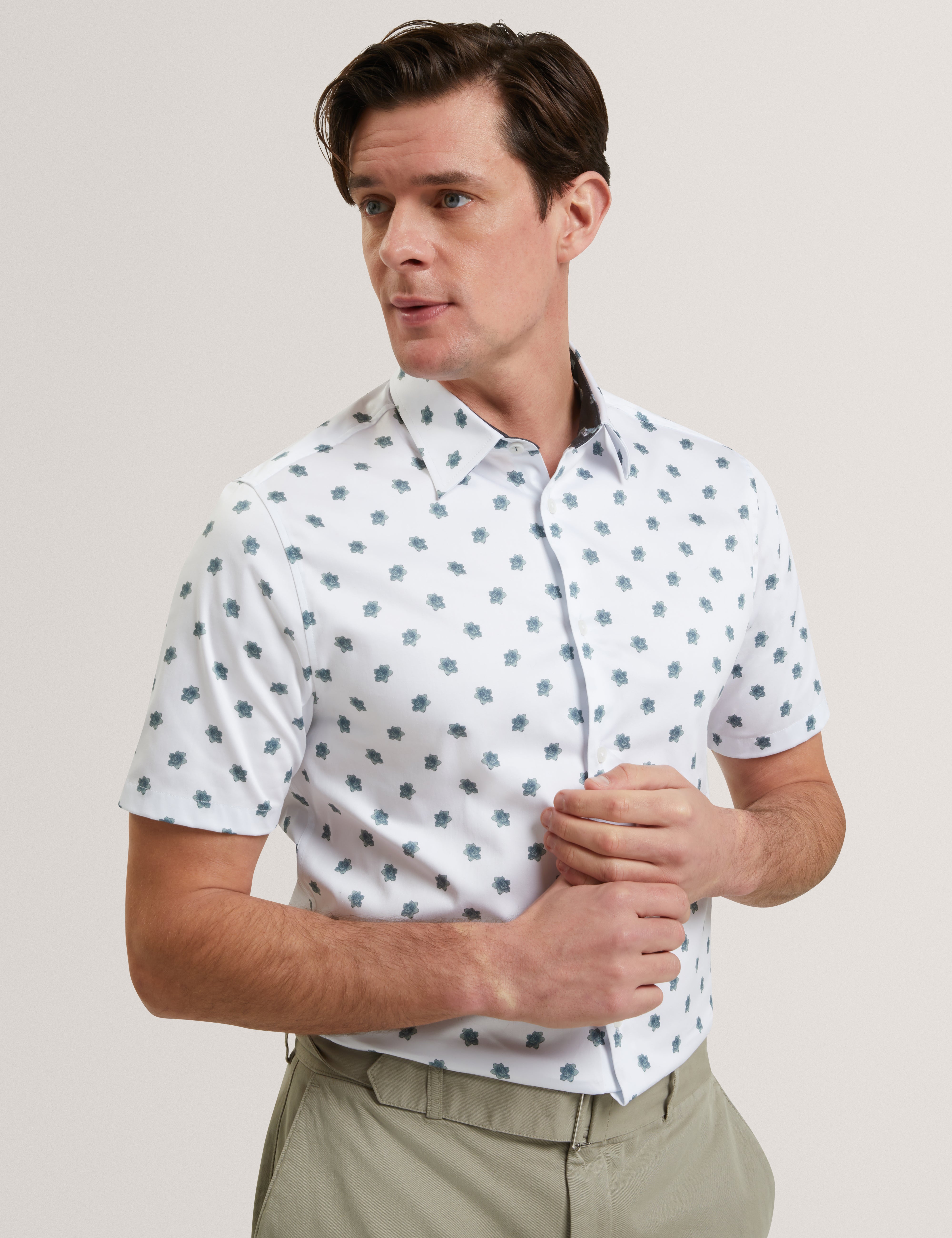 CHASKA: Ss Regular Ditsy Floral Print Shirt