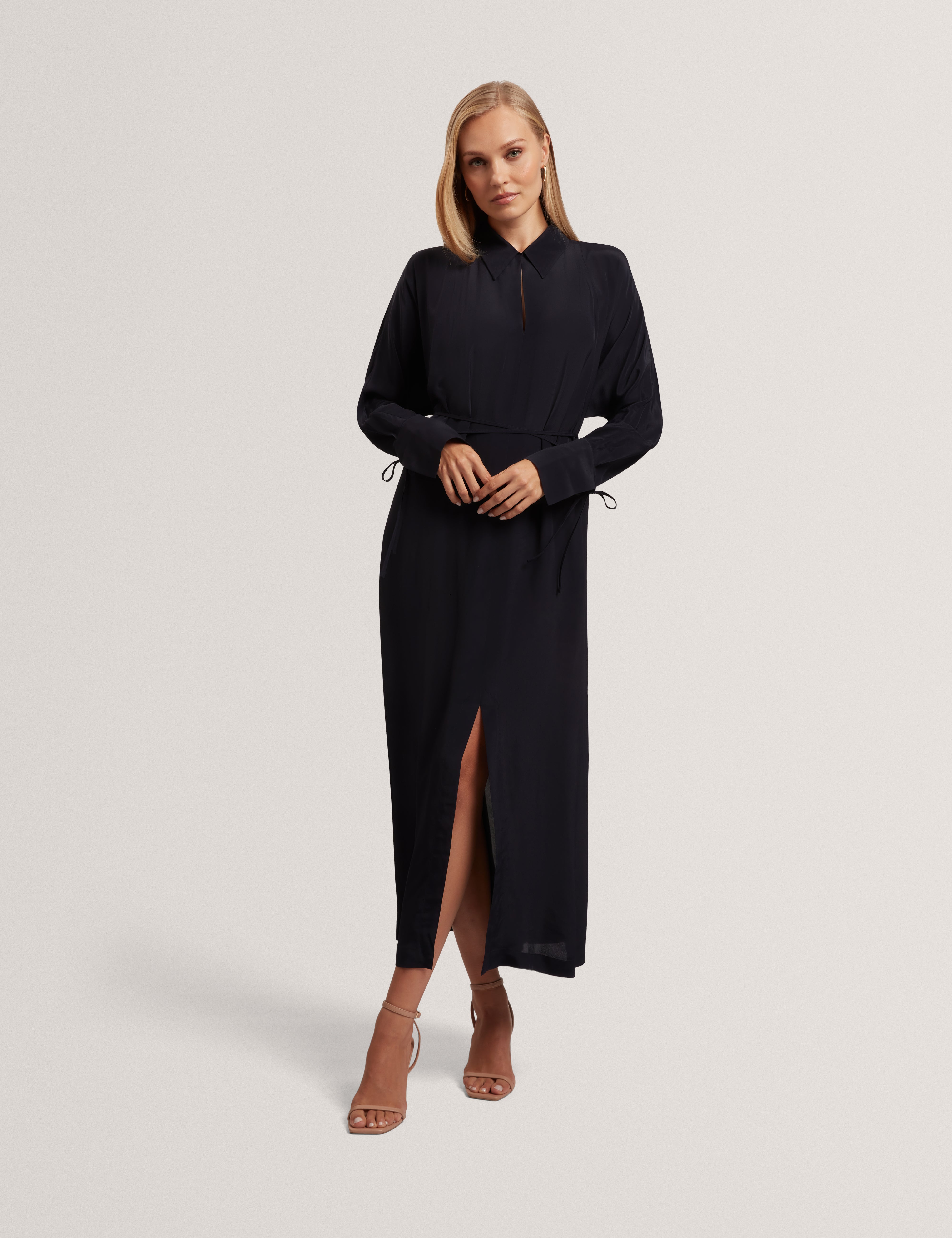 RHAEAA: Tie Detail Midi Shirt Dress