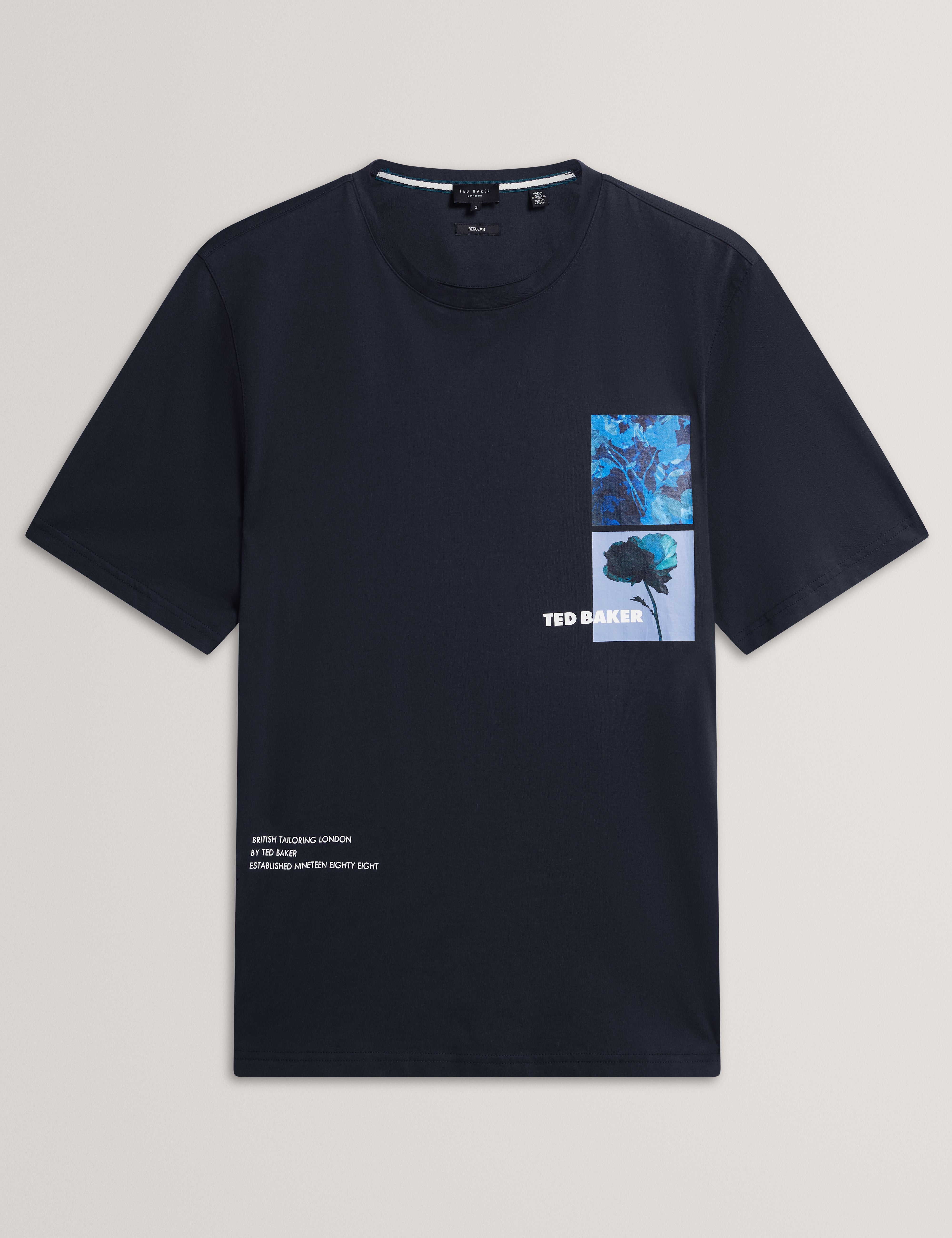 FLORAEN: Ss Chest Graphic T-Shirt