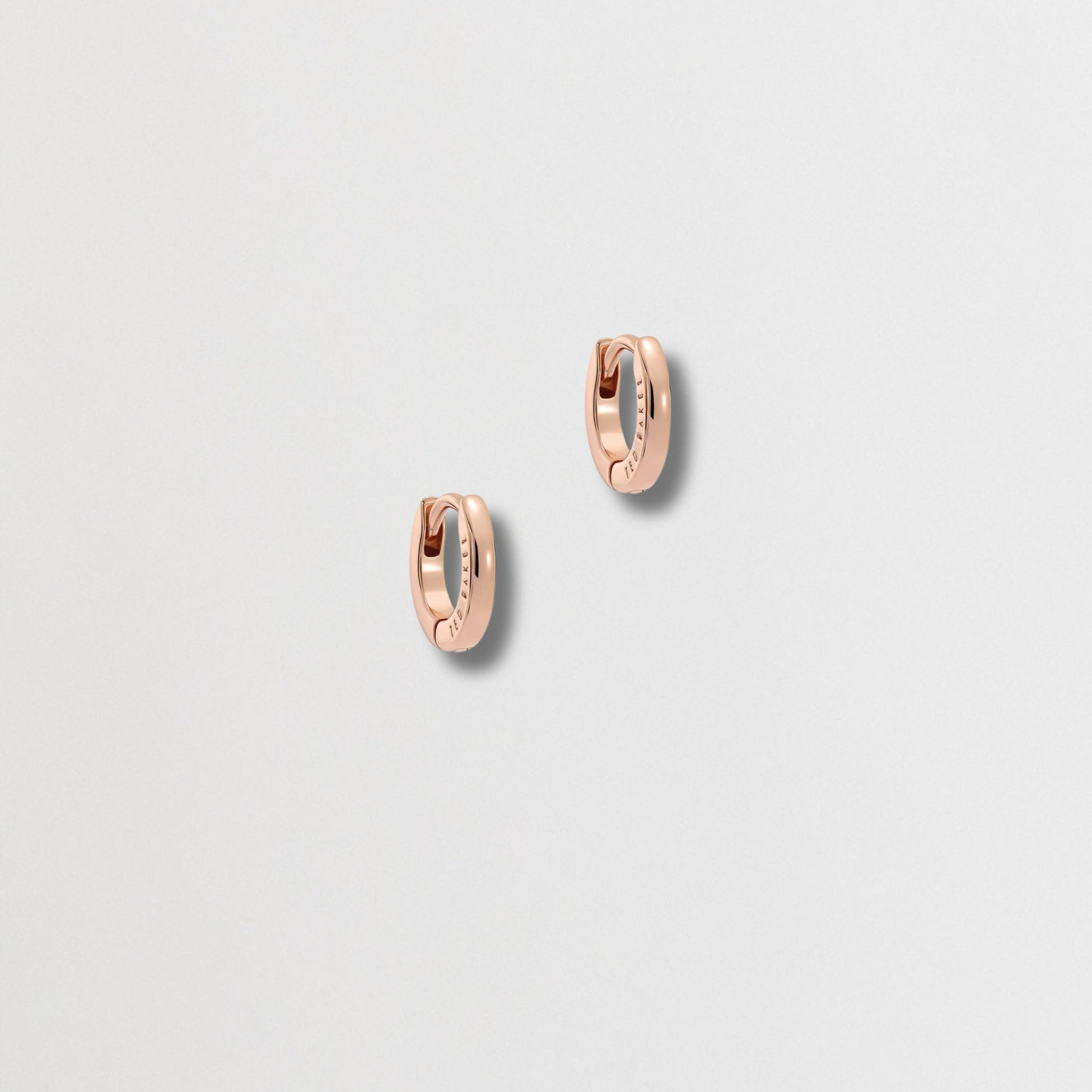 CRISETE: Logo Hoop Earrings (10mm)