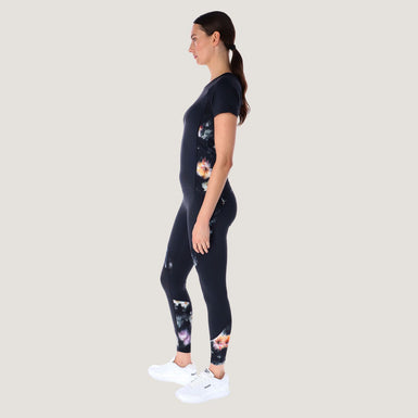 CAMELLIA: Training Peek-a-Boo Sculpt T-Shirt