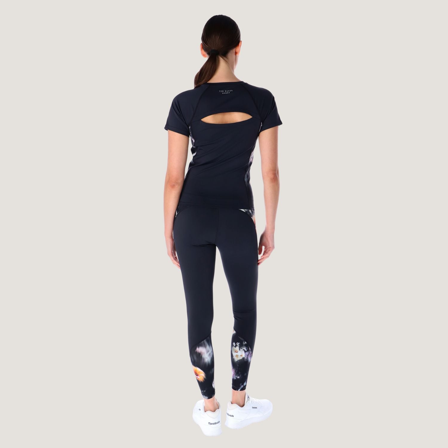 CAMELLIA: Training Peek-a-Boo Sculpt T-Shirt