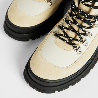 Women's Allicia Taupe