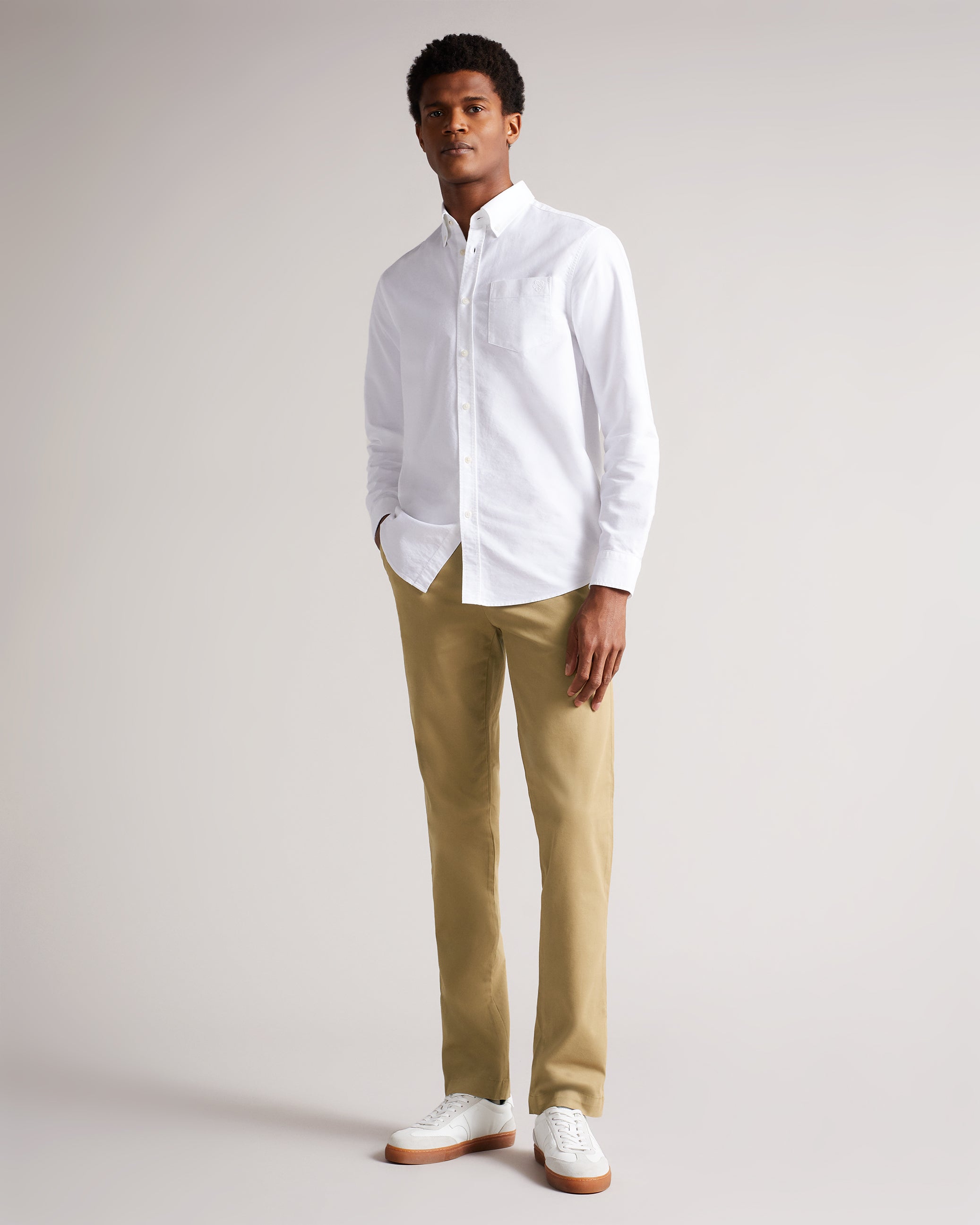 GENAY: Slim Fit Smart Trousers